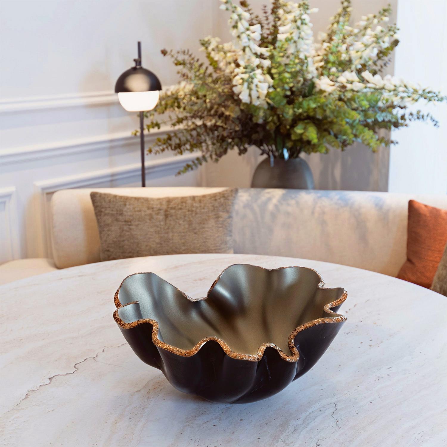 Petal Bronze Matte Glass Bowl In New Condition For Sale In Paris, FR