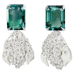 Boucles d'oreilles Clips avec diamants et émeraudes en or blanc 18 carats