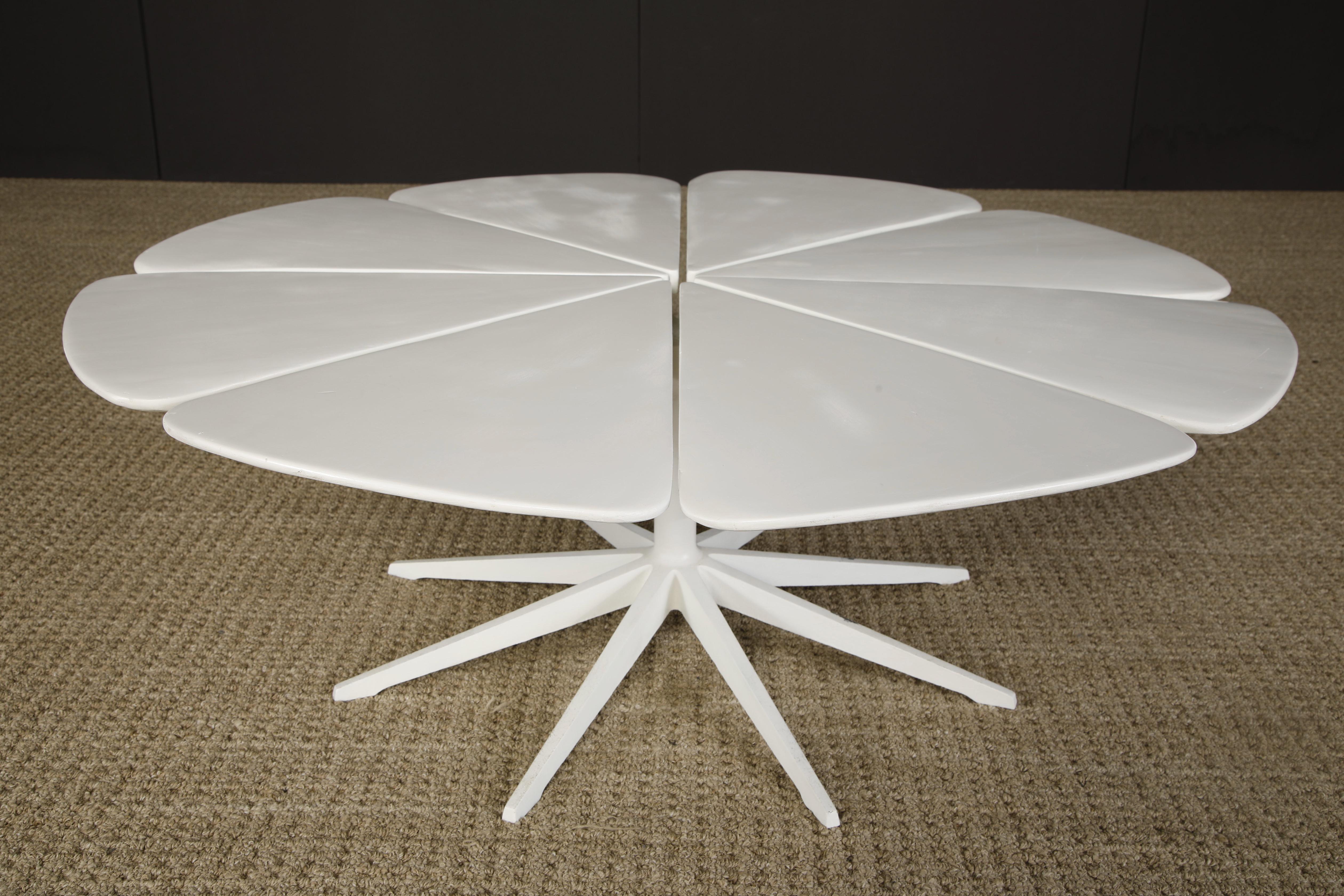 'Petal' Coffee Table by Richard Schultz for Knoll International, 1960 For Sale 6