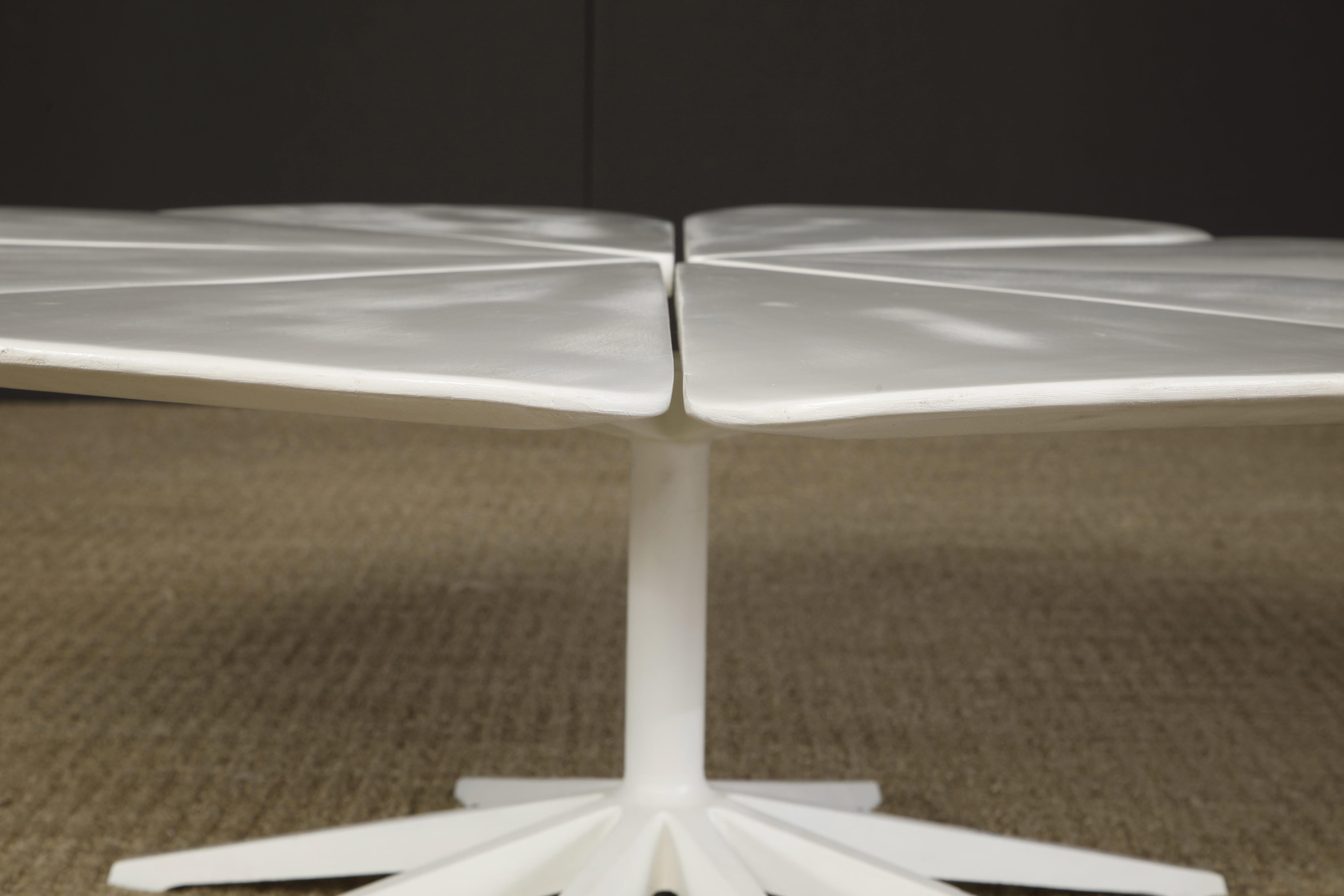 'Petal' Coffee Table by Richard Schultz for Knoll International, 1960 For Sale 10