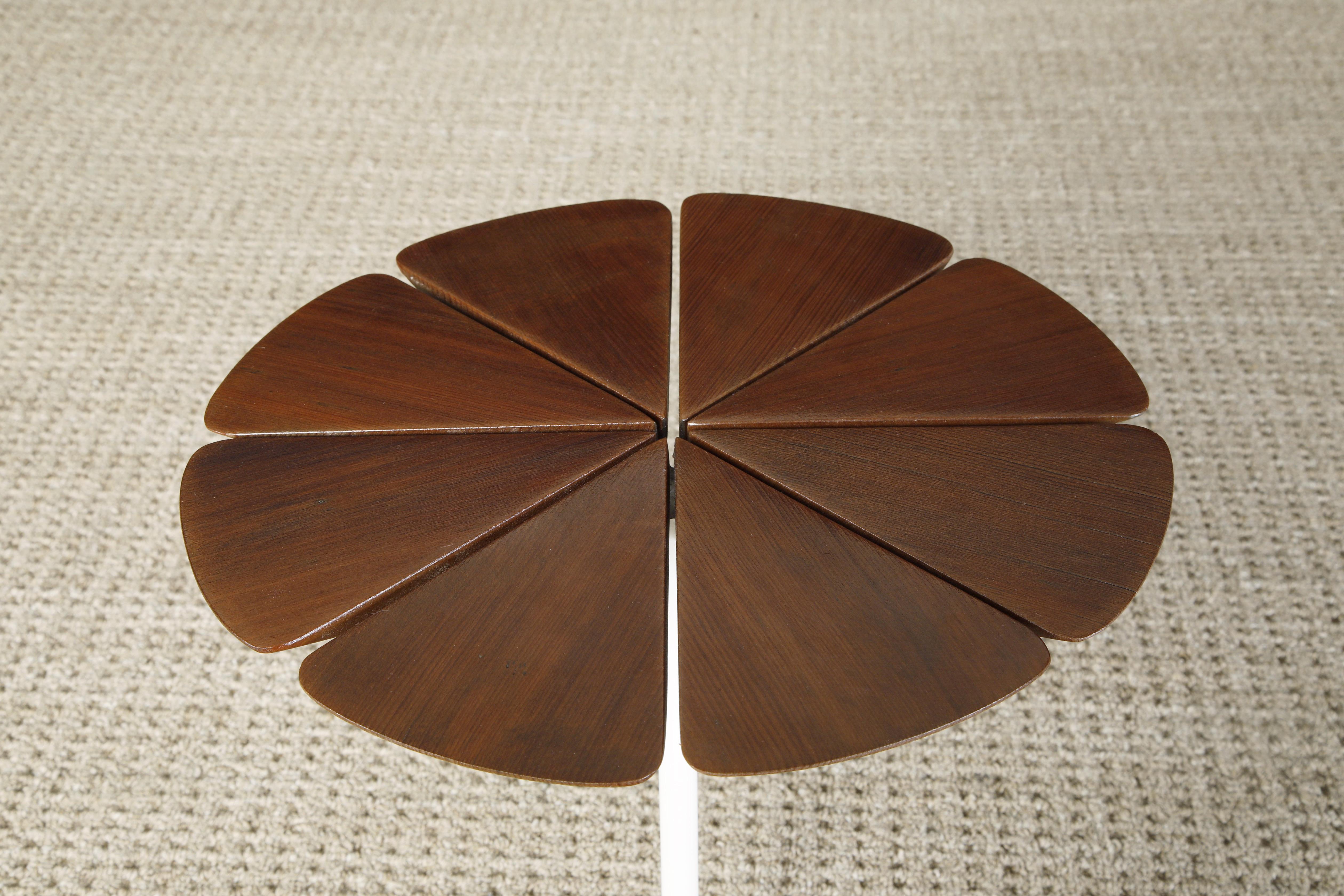 'Petal' Drinks / Side Table by Richard Schultz for Knoll Associates, Signed For Sale 3
