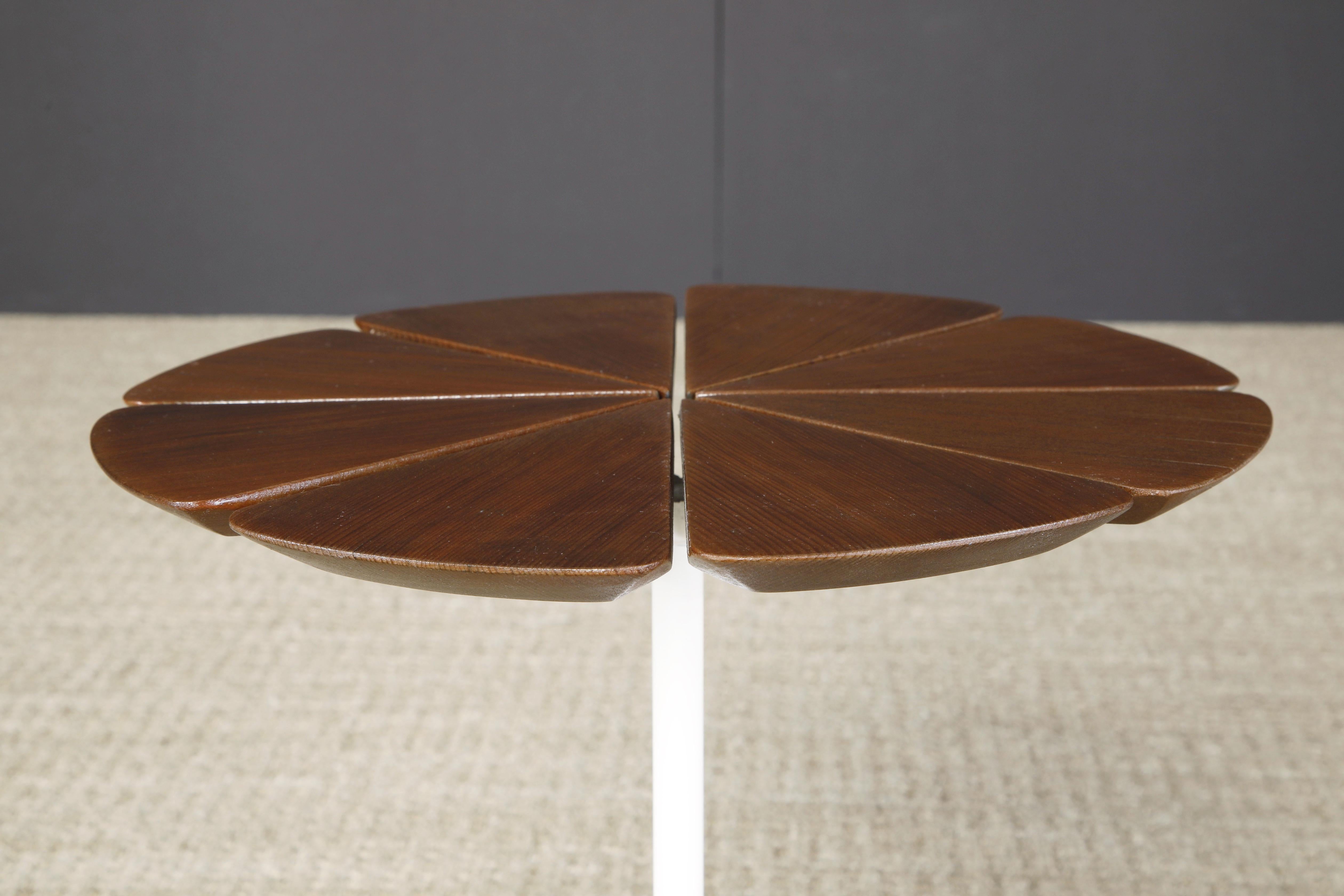 'Petal' Drinks / Side Table by Richard Schultz for Knoll Associates, Signed For Sale 1