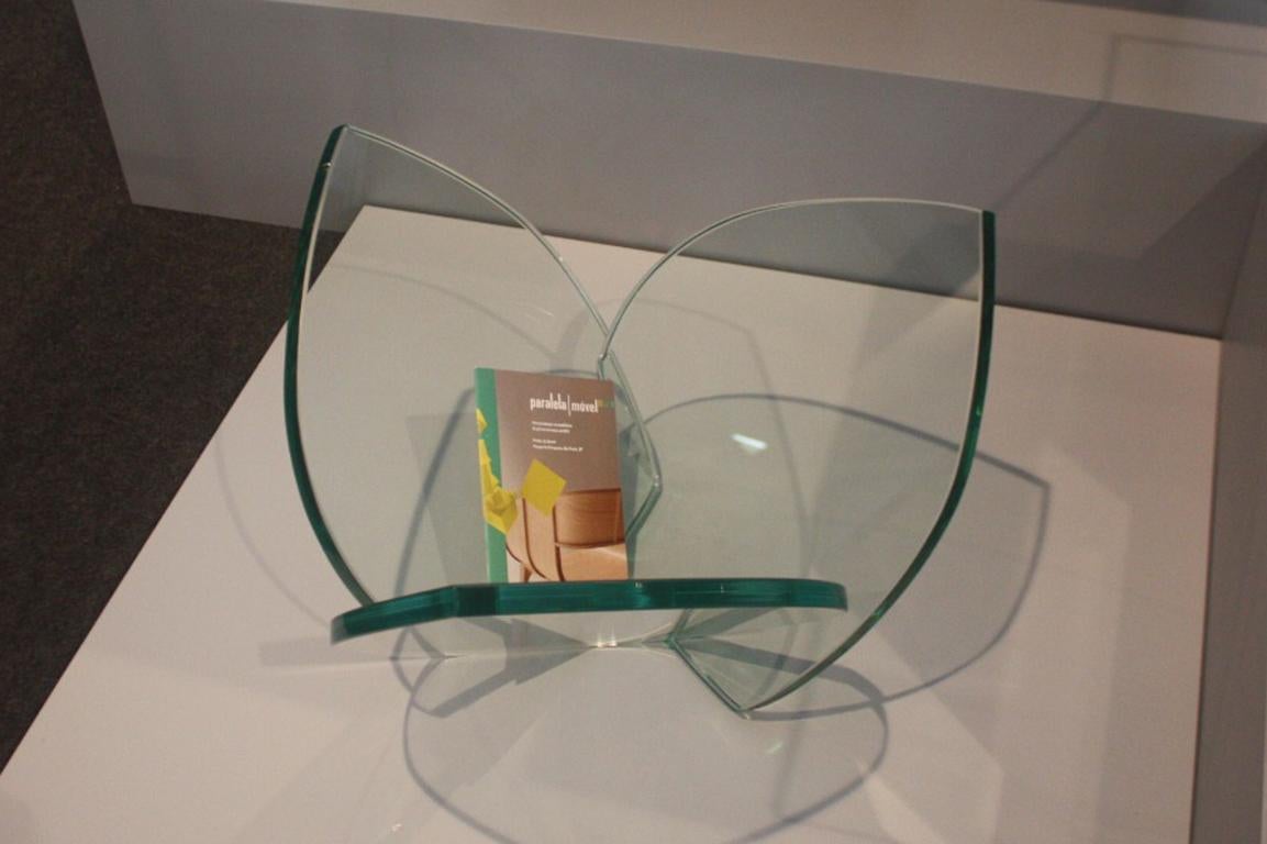 Pétalas Brazilian Contemporary Glass Magazine Holder by Lattoog 1
