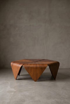 Petalas Coffe Table by Jorge Zalszupin, Moulded Laminated Rosewood, Brazil, 1959