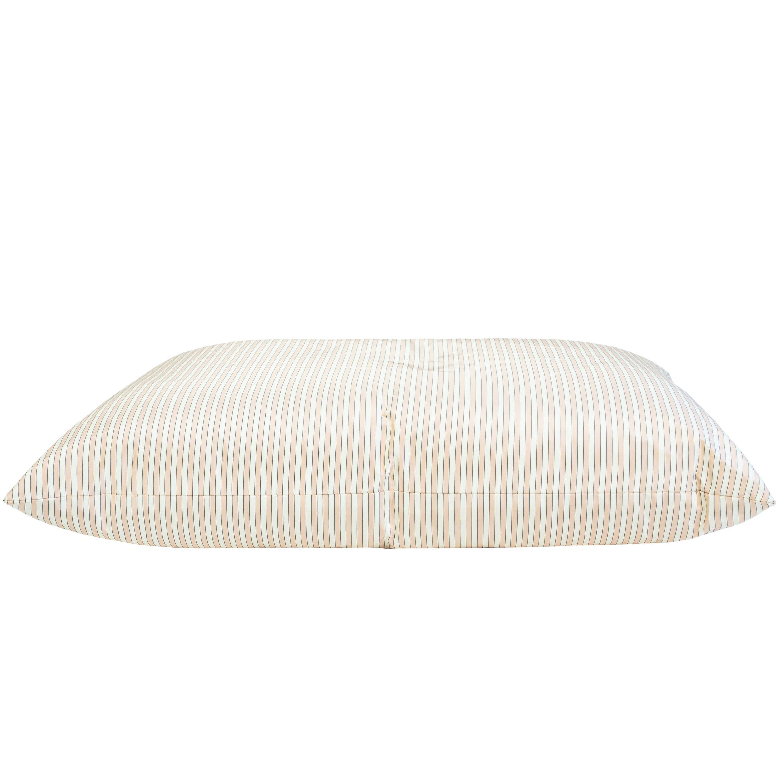 Contemporary Petale Dream Pillow For Sale