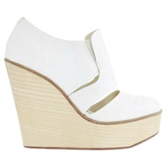 PETAR PETROV white leather cut out wooden block wedge bootie heels EU37 US7 UK4