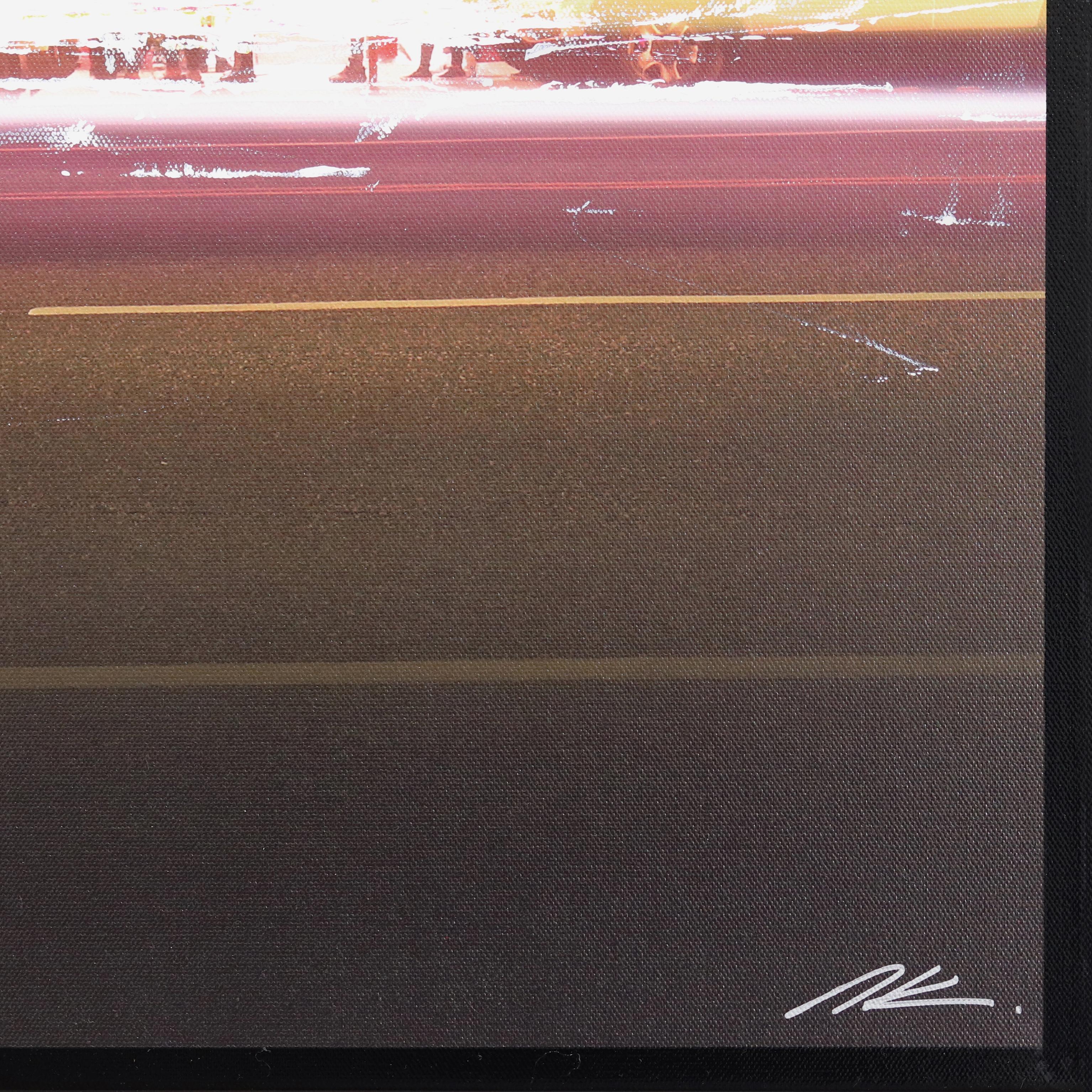 SPIN Pink's Hot Dogs - Chili Dog, Please   -  Peinture de paysage urbain en vente 3
