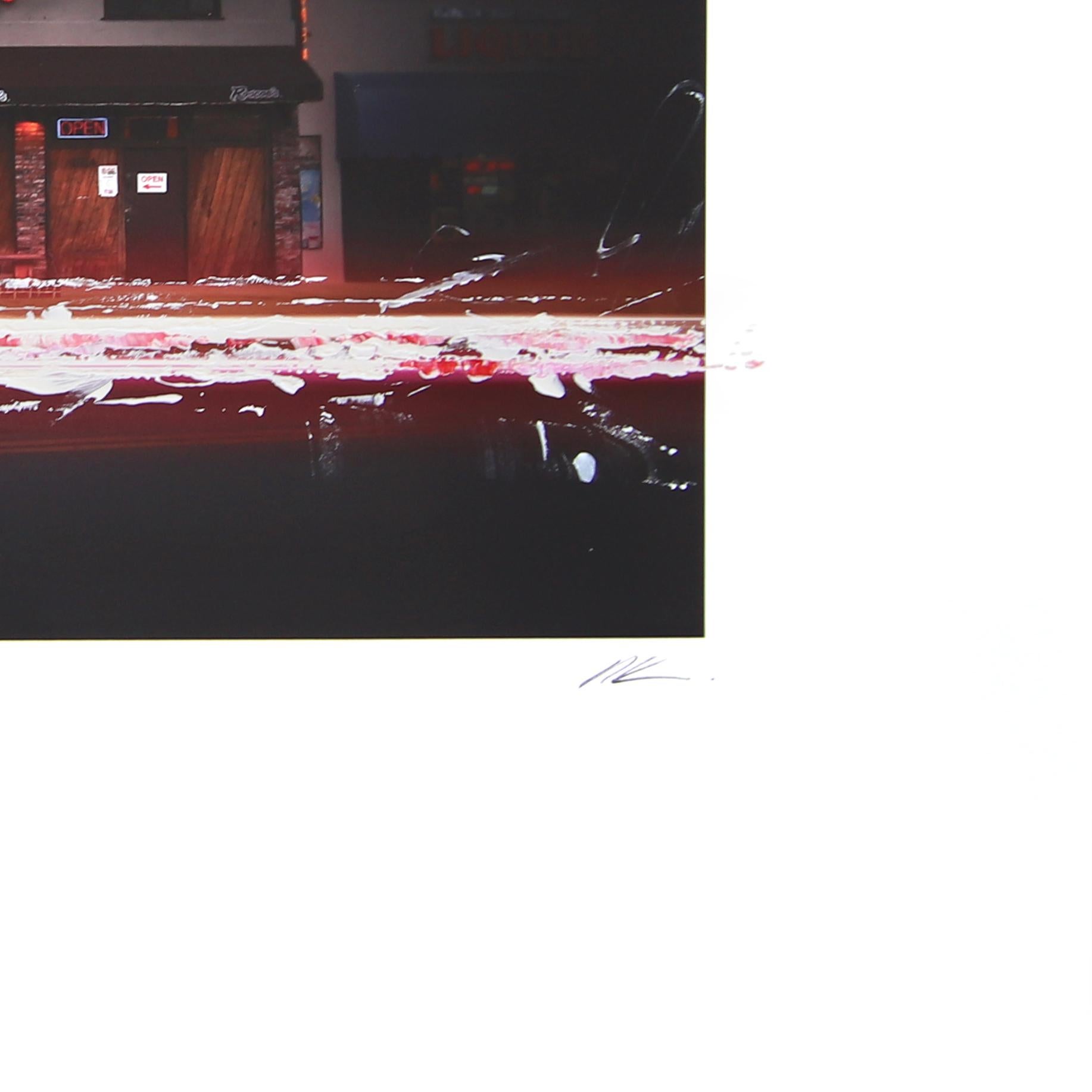 SPIN Roscoes - Photographie de restaurant urbain - Peinture d'art sur papier en vente 2