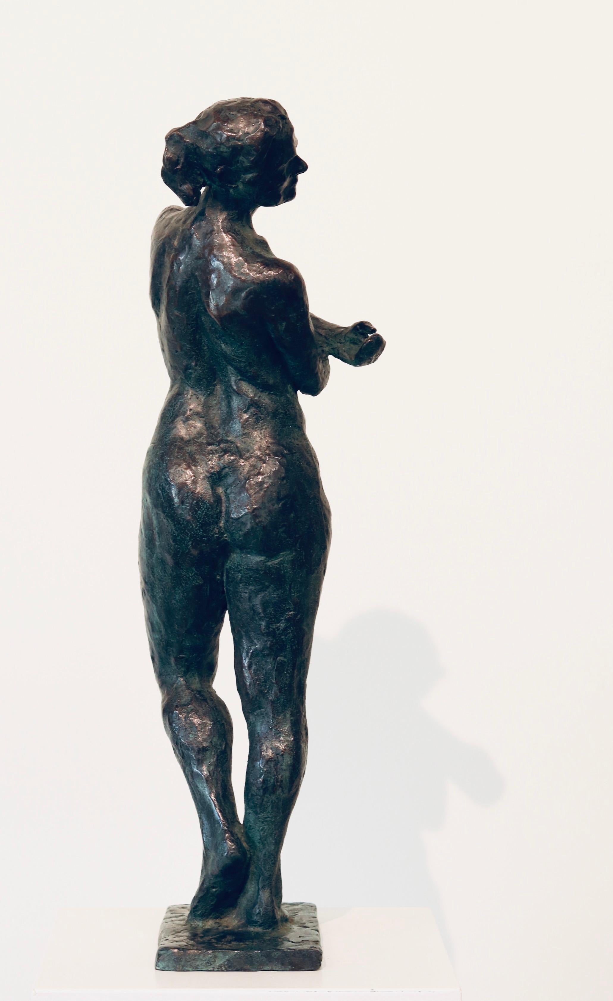 Carmen- 21st Century Contemporary  Dutch Sculpture of a Nude Posing Woman - Gold Nude Sculpture by Peter Adams