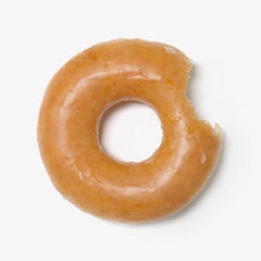 Donut - Original Glazed w/ Bite, 2024, Imprimé d'après Peter Andrew Lusztyk