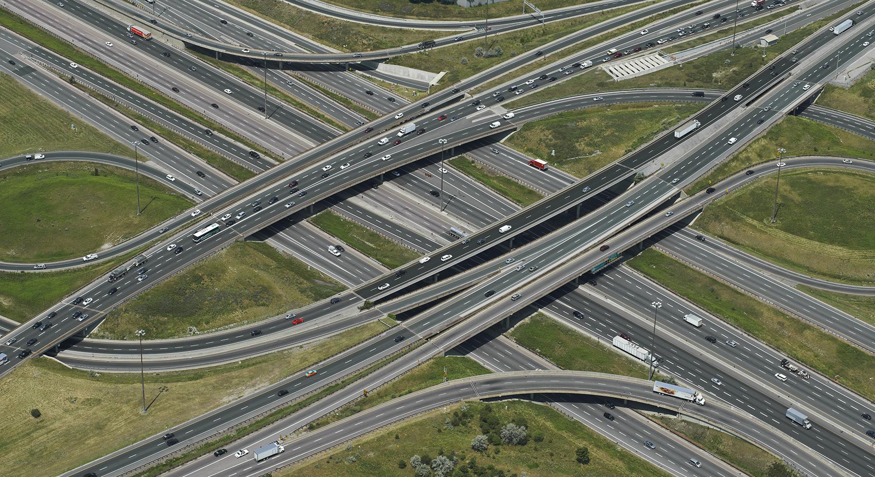 DVP - 401 
Digitaler C-Print / Archivpigmentdruck
Verfügbare Größen:
40 x 60 Zoll - Auflage von 10
60 x 90 Zoll - Auflage von 5

Seit seinen Anfängen hat Lusztyks Projekt Interchanges den Künstler auf der Suche nach einem ganz besonderen Thema durch