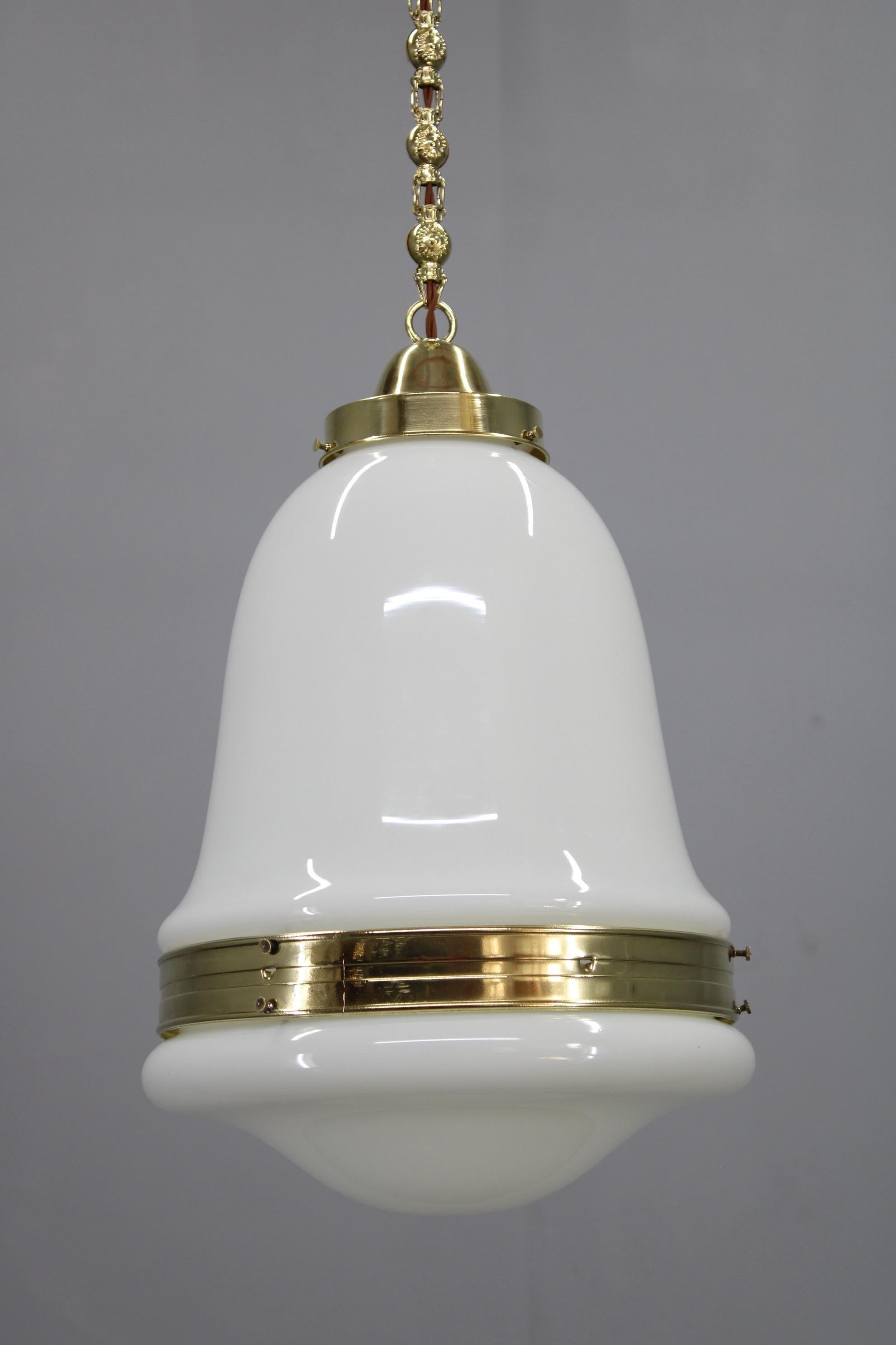 Peter Behrens Colgante 