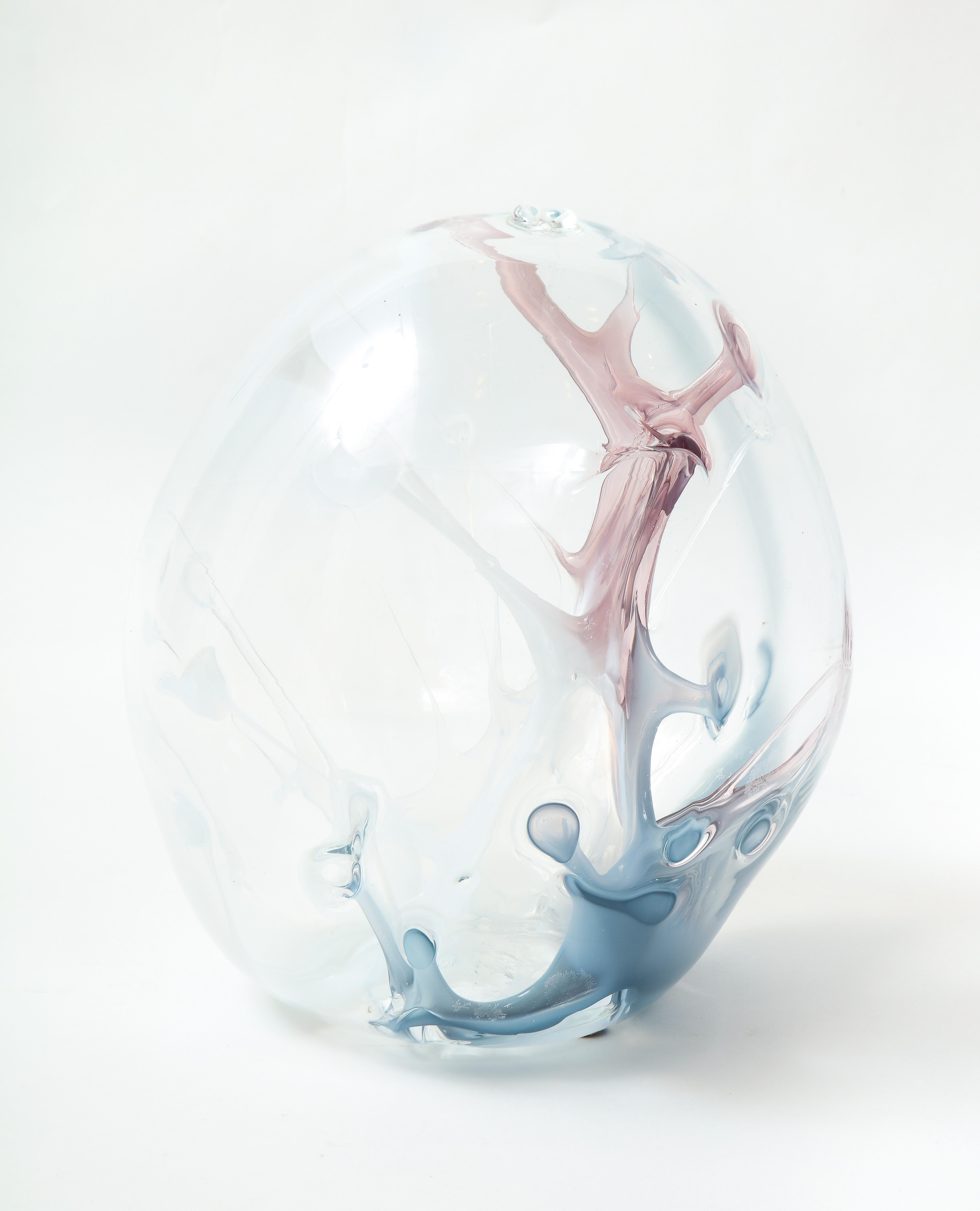 Peter Bramhall Ametista fumé, scultura blu In condizioni buone in vendita a New York, NY