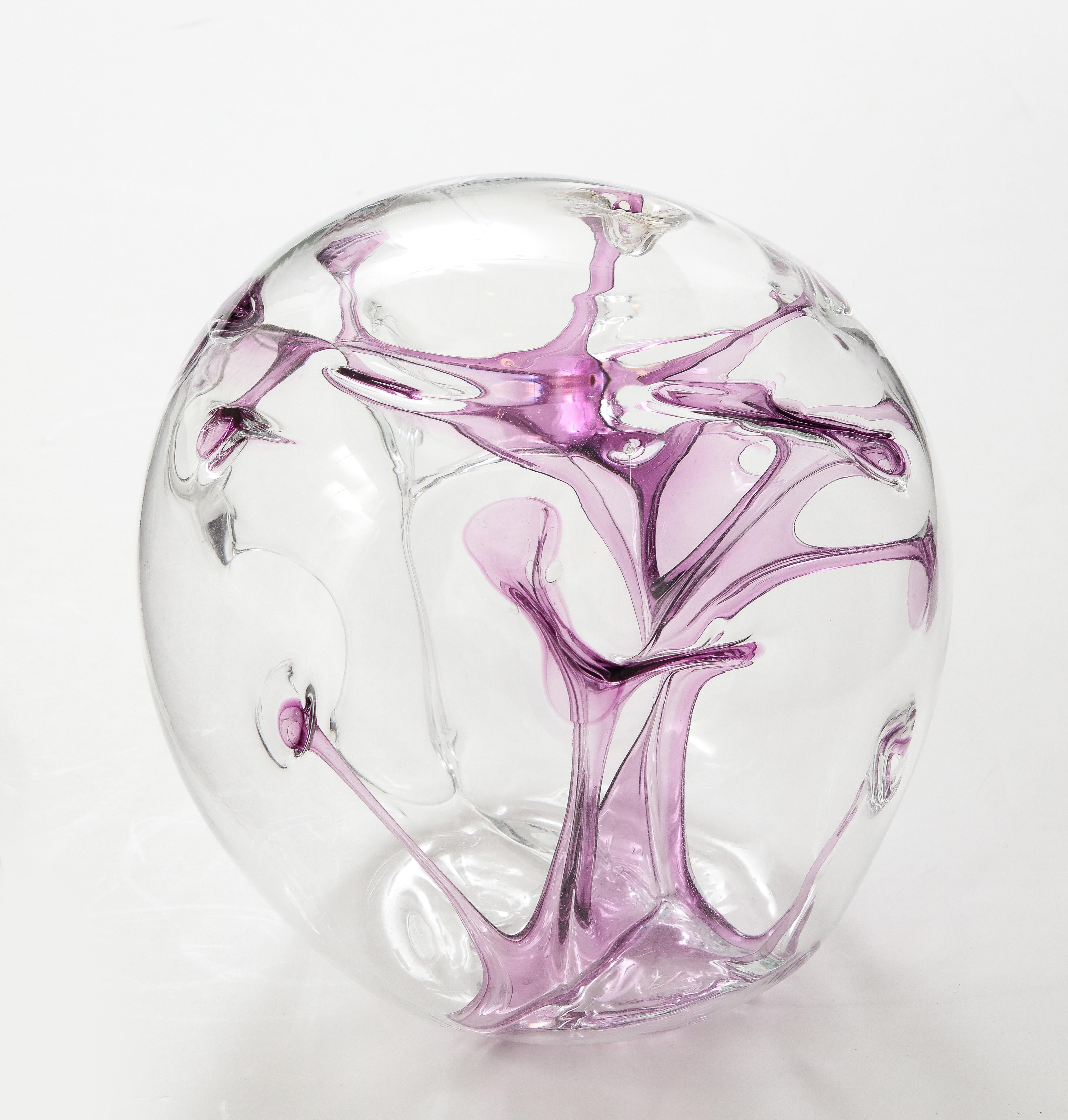 Peter Bramhall Violet, orbe en verre transparent Excellent état - En vente à New York, NY