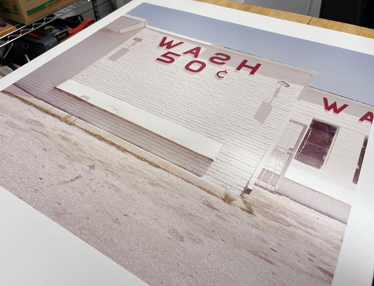 Wash 50 cents - Glaveston Bay, Texas, white building with red text, architecture For Sale 3