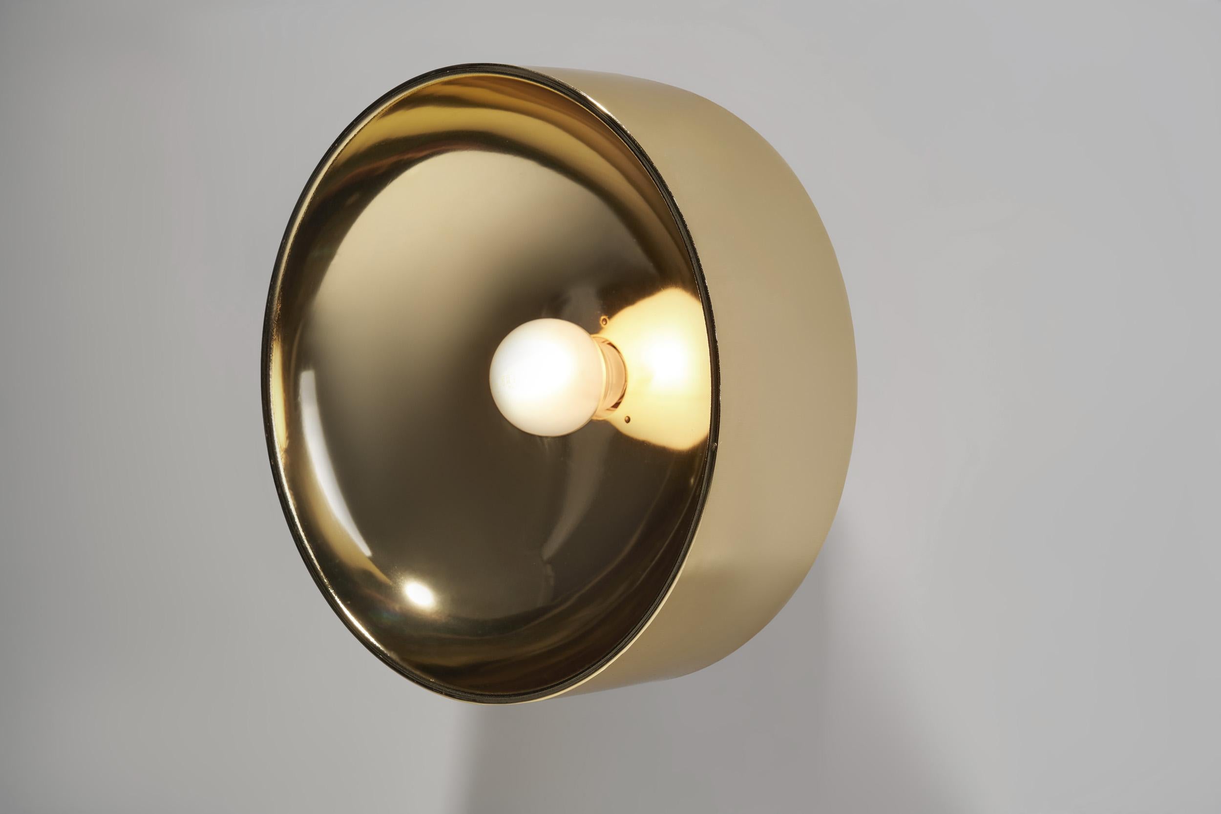 Peter Celsing Wall Sconce for Falkenbergs Belysning, Sweden 1966 In Good Condition For Sale In Utrecht, NL