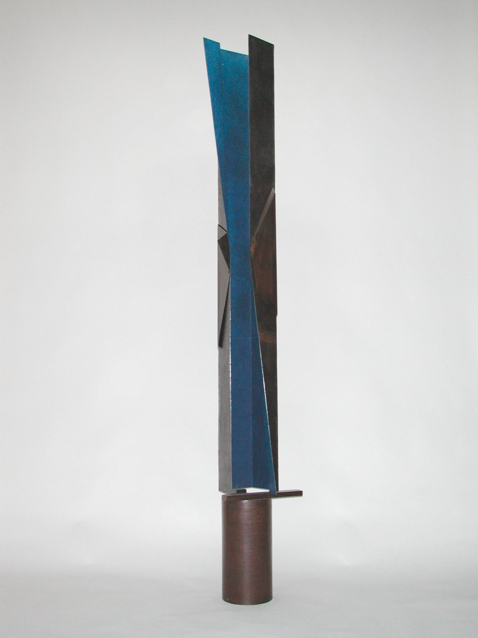 Peter Charles Abstract Sculpture - Blue Inside