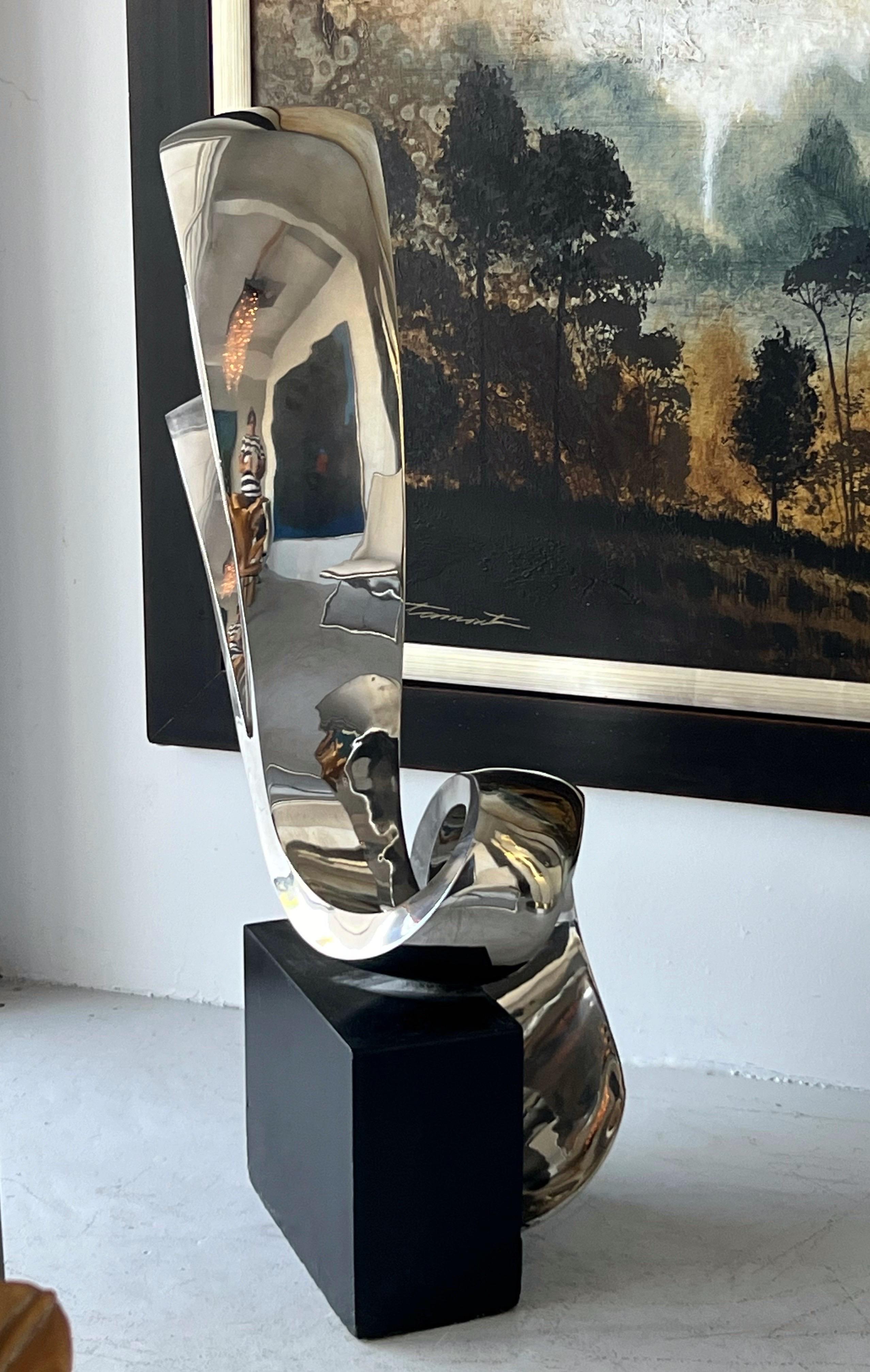 Metà XX secolo Peter Chinni Scultura astratta in acciaio inossidabile 1969 in vendita
