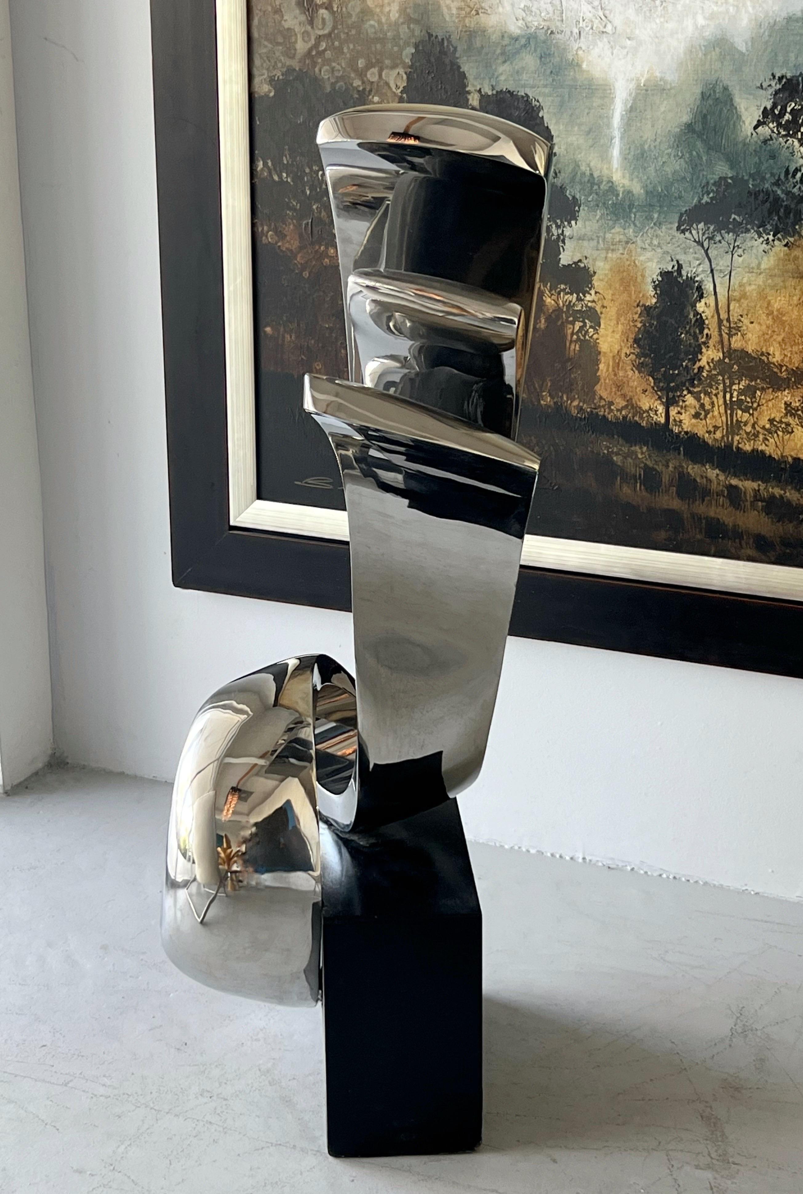 Peter Chinni Scultura astratta in acciaio inossidabile 1969 in vendita 2
