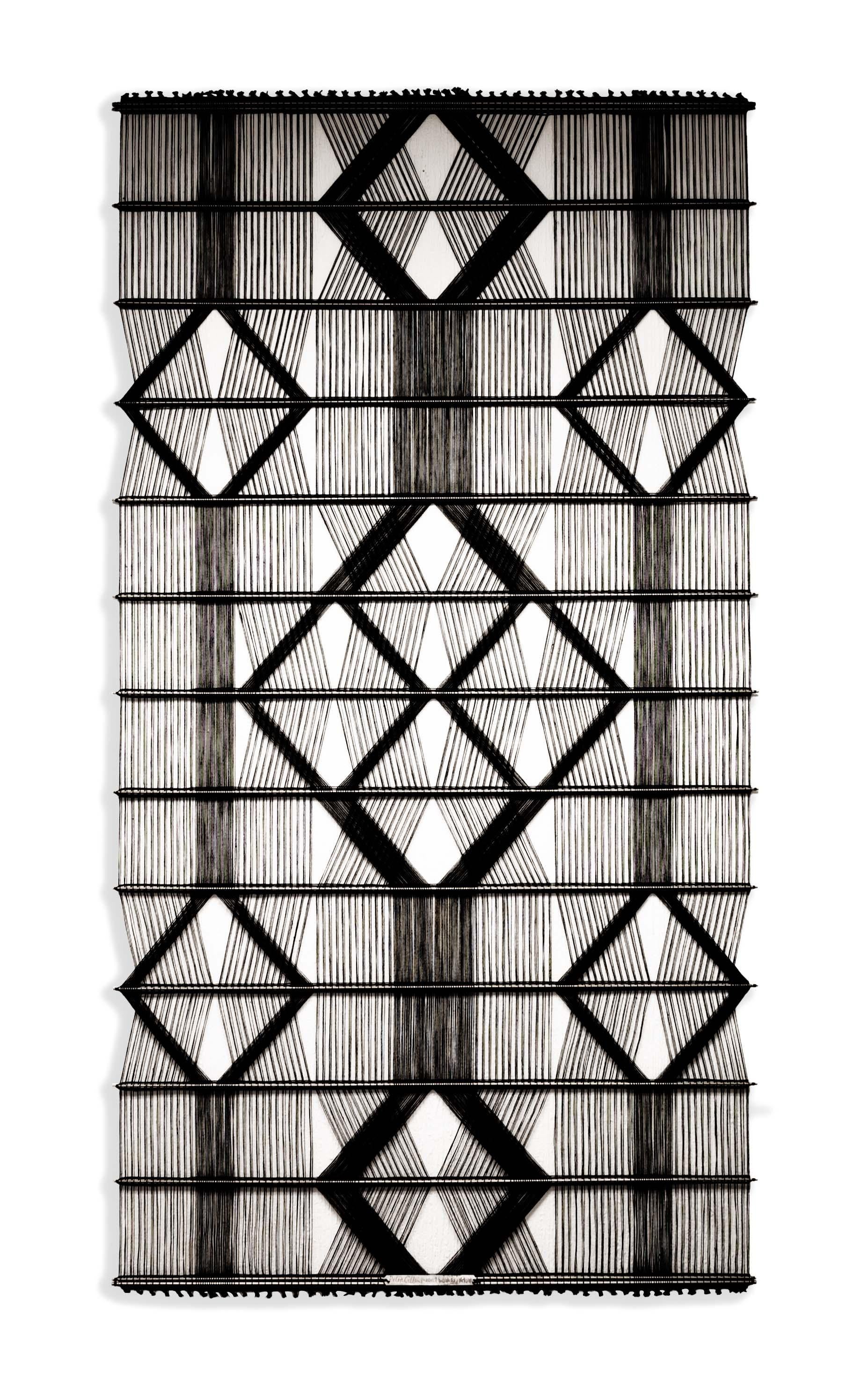 Ein modernistischer Wandbehang aus Leinen mit Makro-Lasur des britischen Künstlers Peter Collingwood. Geprägte Signatur und Nummer auf dem Metall-Label am Boden 