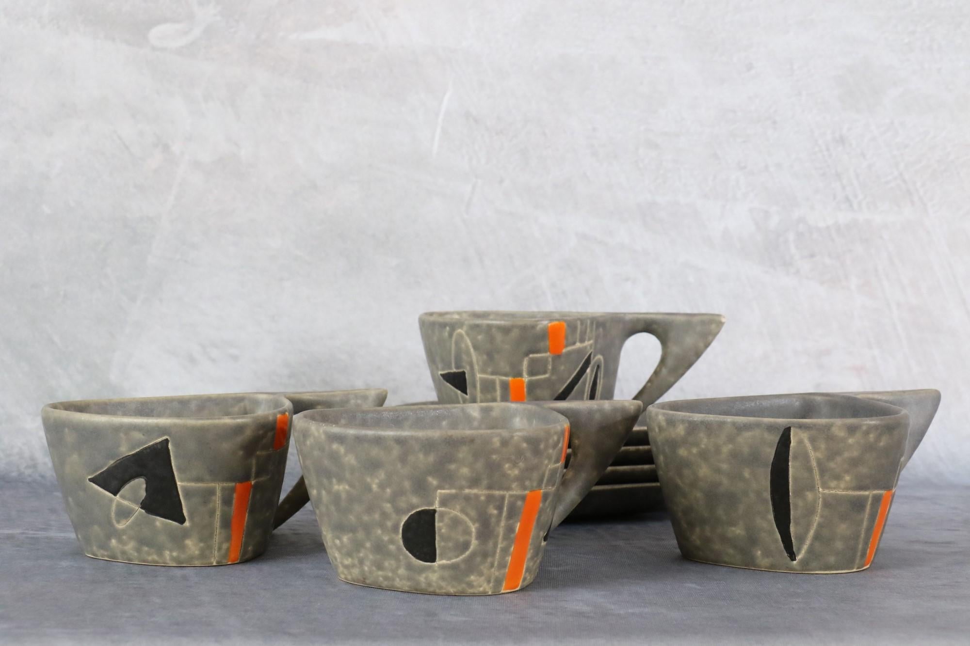 Peter & Denise Orlando, Mid-Century Modern Ceramic Tea Set 1960s, Era Capron For Sale 1