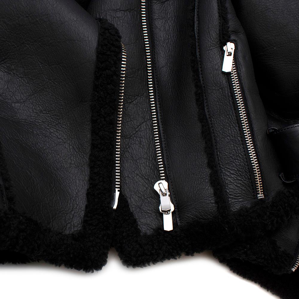 Schwarze Car Seat Shearling-Jacke von Peter Do - Größe US 6 im Angebot 2