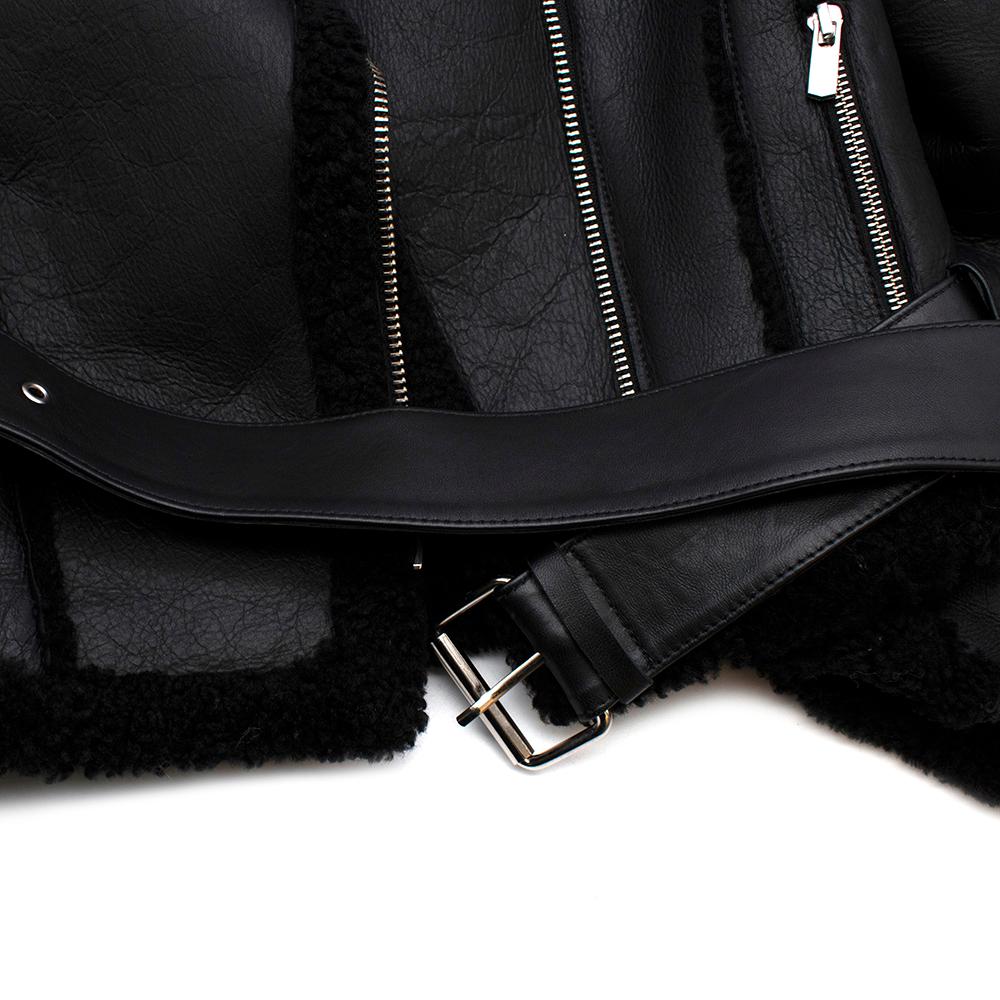 Schwarze Car Seat Shearling-Jacke von Peter Do - Größe US 6 im Angebot 3