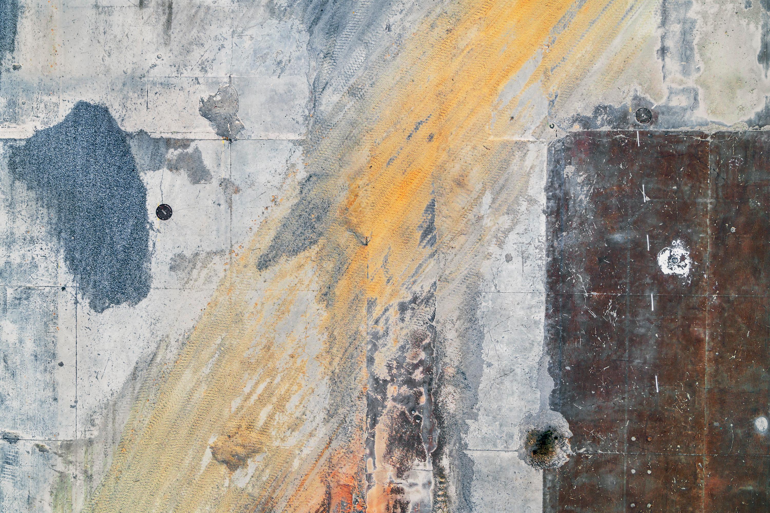 Abstract Photograph de Peter Essick - "Obra en construcción, Doraville, GA #2" Fotografía aérea de paisaje - Ansel Adams