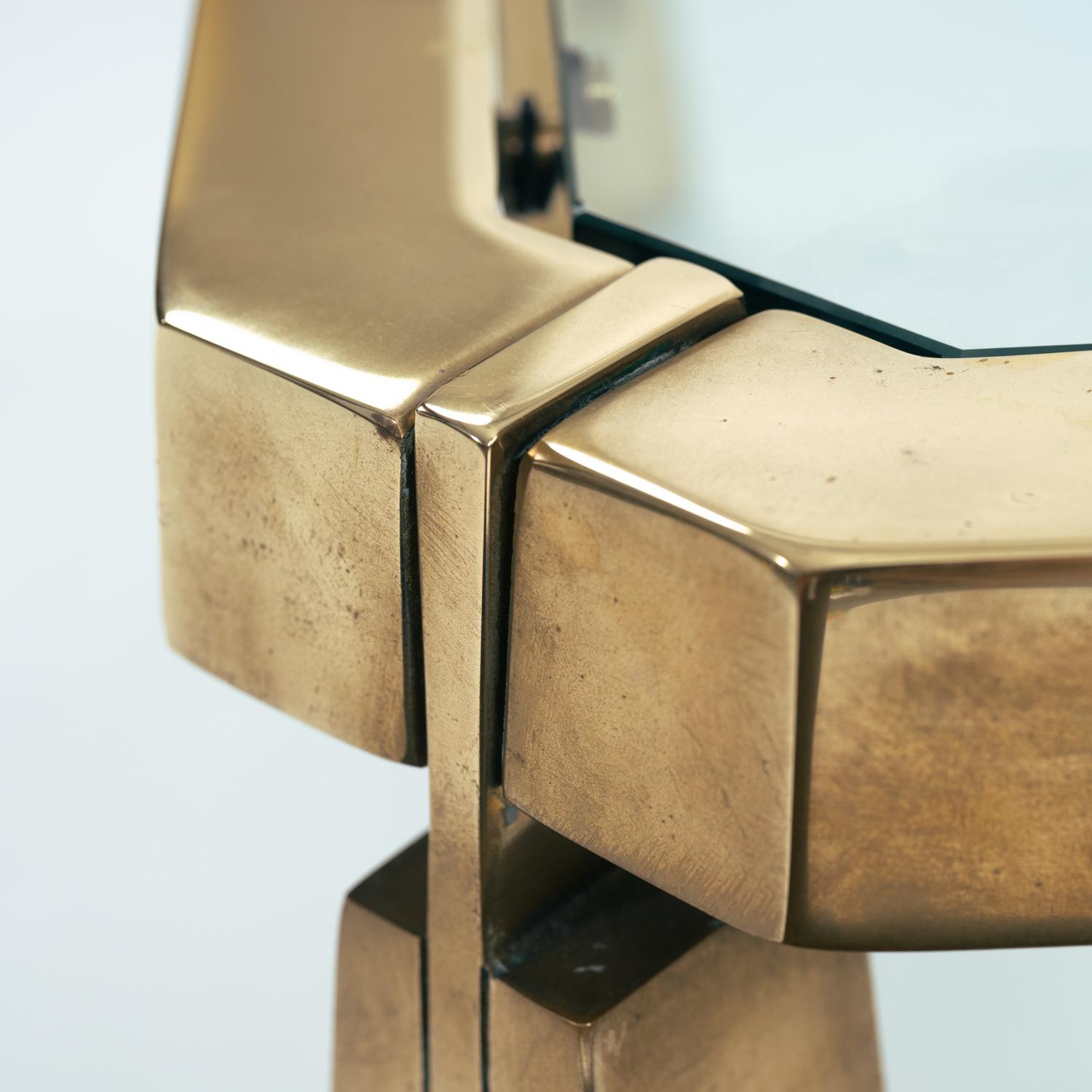 Table basse en laiton et verre Peter Ghyczy, Pays-Bas, années 1980 Bon état - En vente à Zevenaar, NL