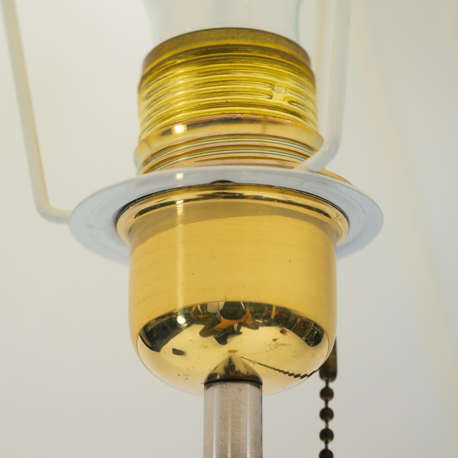 Stehlampen aus Messing mit Messingbeschlägen von Peter Ghyczy, 2er-Set, Niederlande, 1980er Jahre im Angebot 6