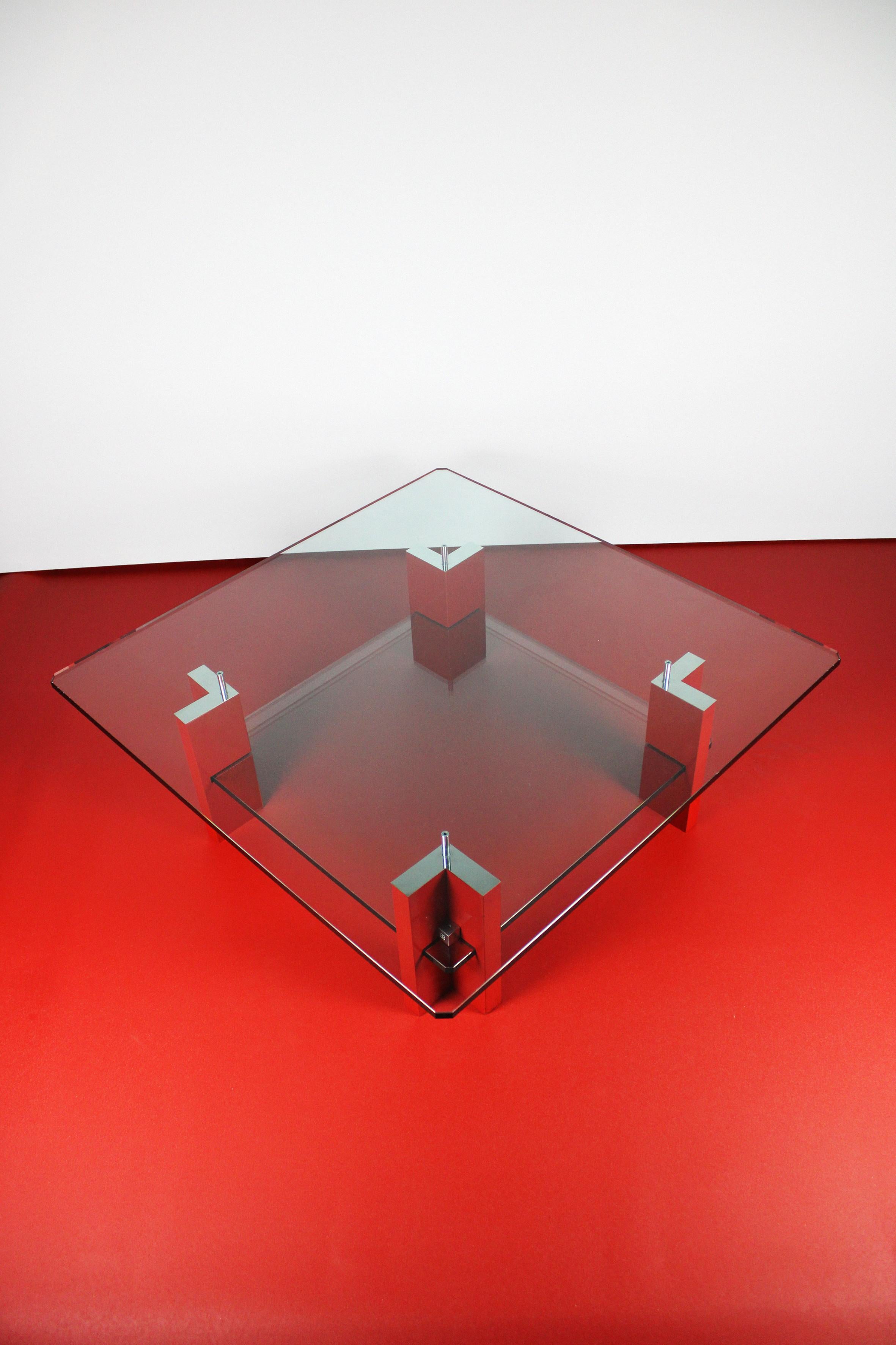 Peter Ghyczy Coffee Table T 57D Vintage Red Oak Smoked Glass 1970's Netherlands In Good Condition For Sale In Antwerpen, BE