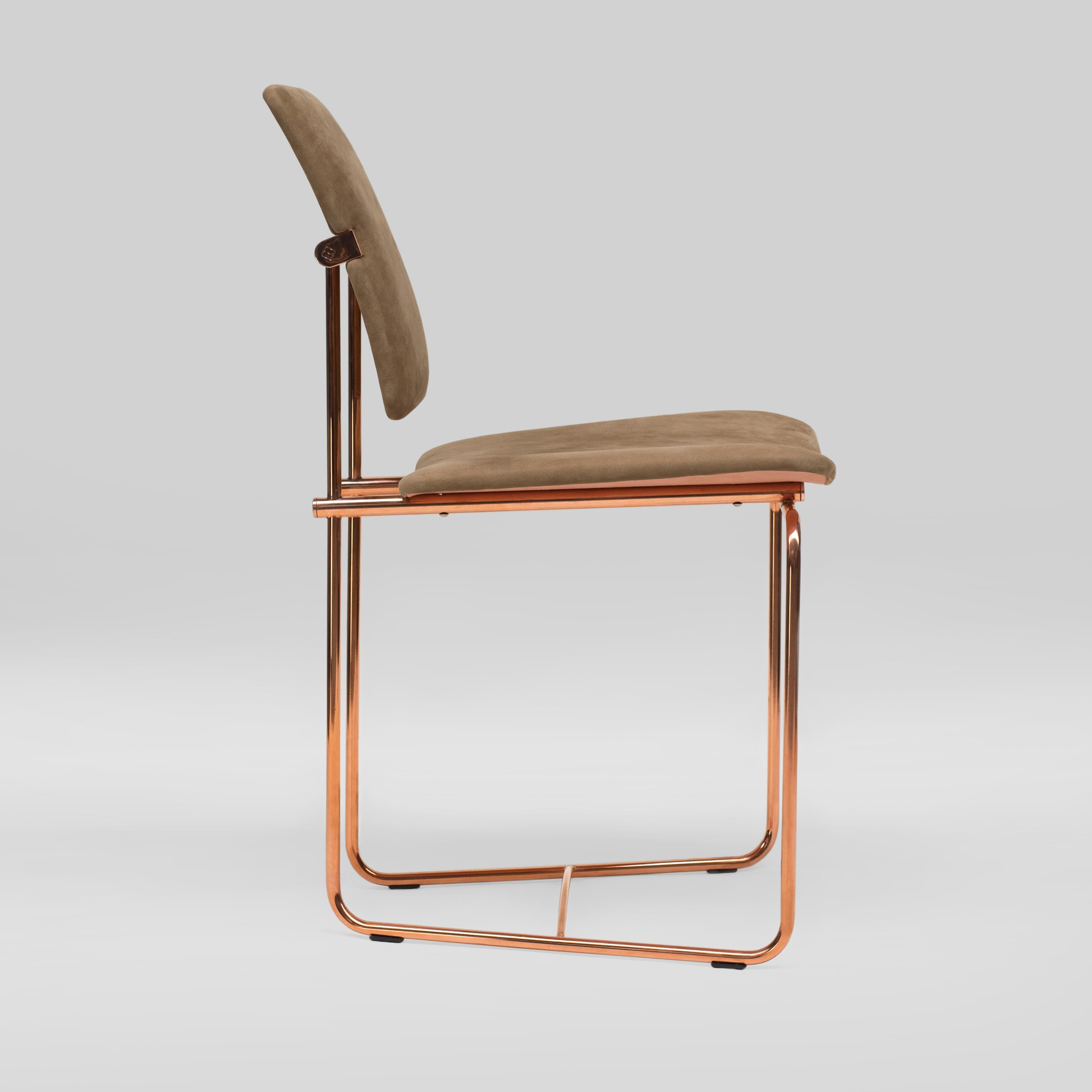 Chair designed by Peter Ghyczy in 1986.
Manufactured by Ghyczy (Netherlands)

Avant-garde in its look and function, this lightweight design features a flexible backrest, which adjusts to the movement of the person using it.

Material and