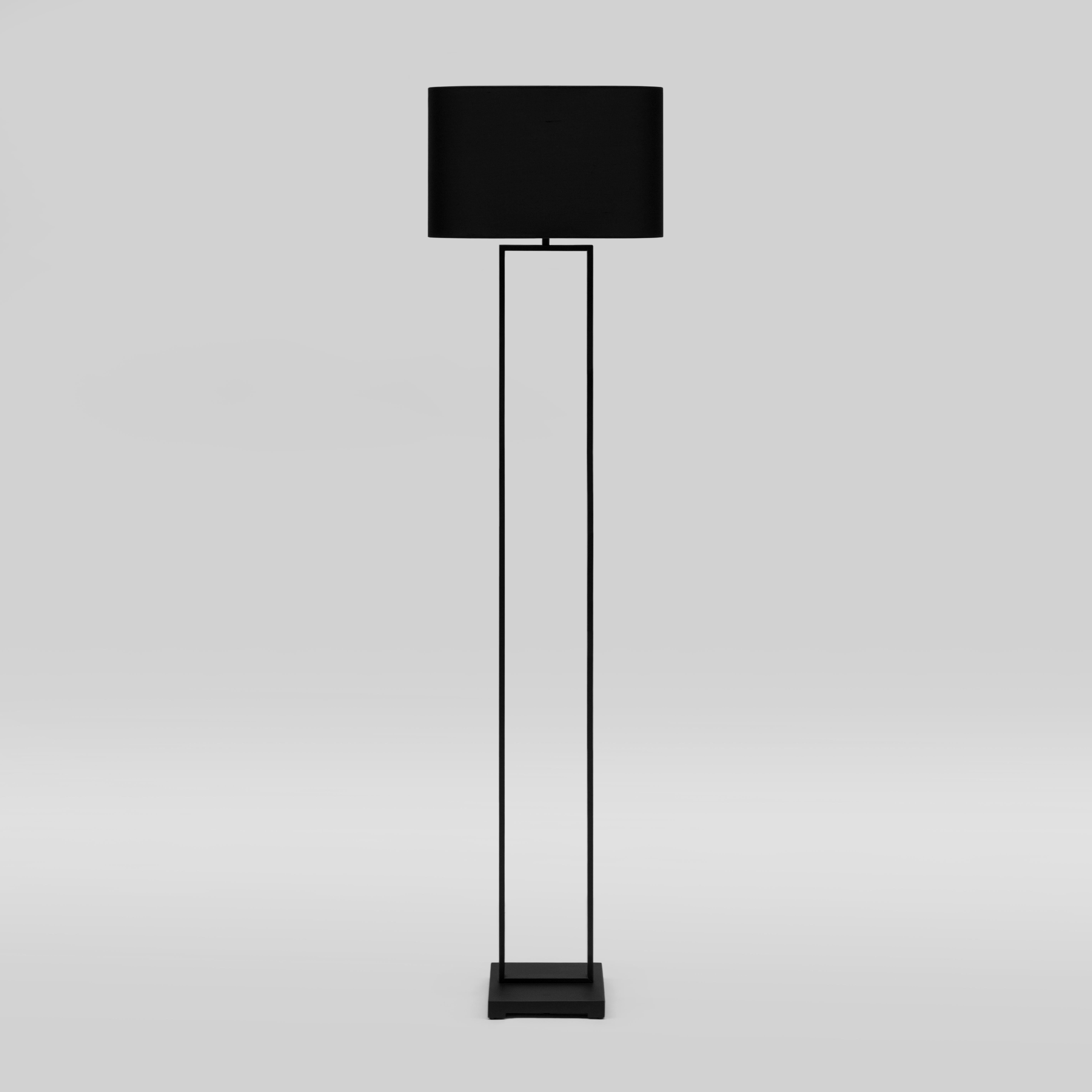 Floor lamp designed by Peter Ghyczy in 2010.
Manufactured by Ghyczy (Netherlands)

Using sandcasted metal, this lampshade features perfectly symmetrical beams at its base. Minimal in look, at first glance this lamp appears to be levitating, yet is