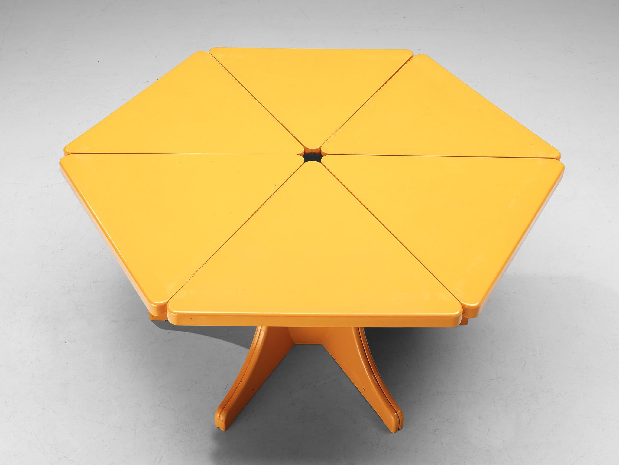 Peter Ghyczy for Form + Life Collection Set of Six ‘Triangel’ Tables In Good Condition In Waalwijk, NL