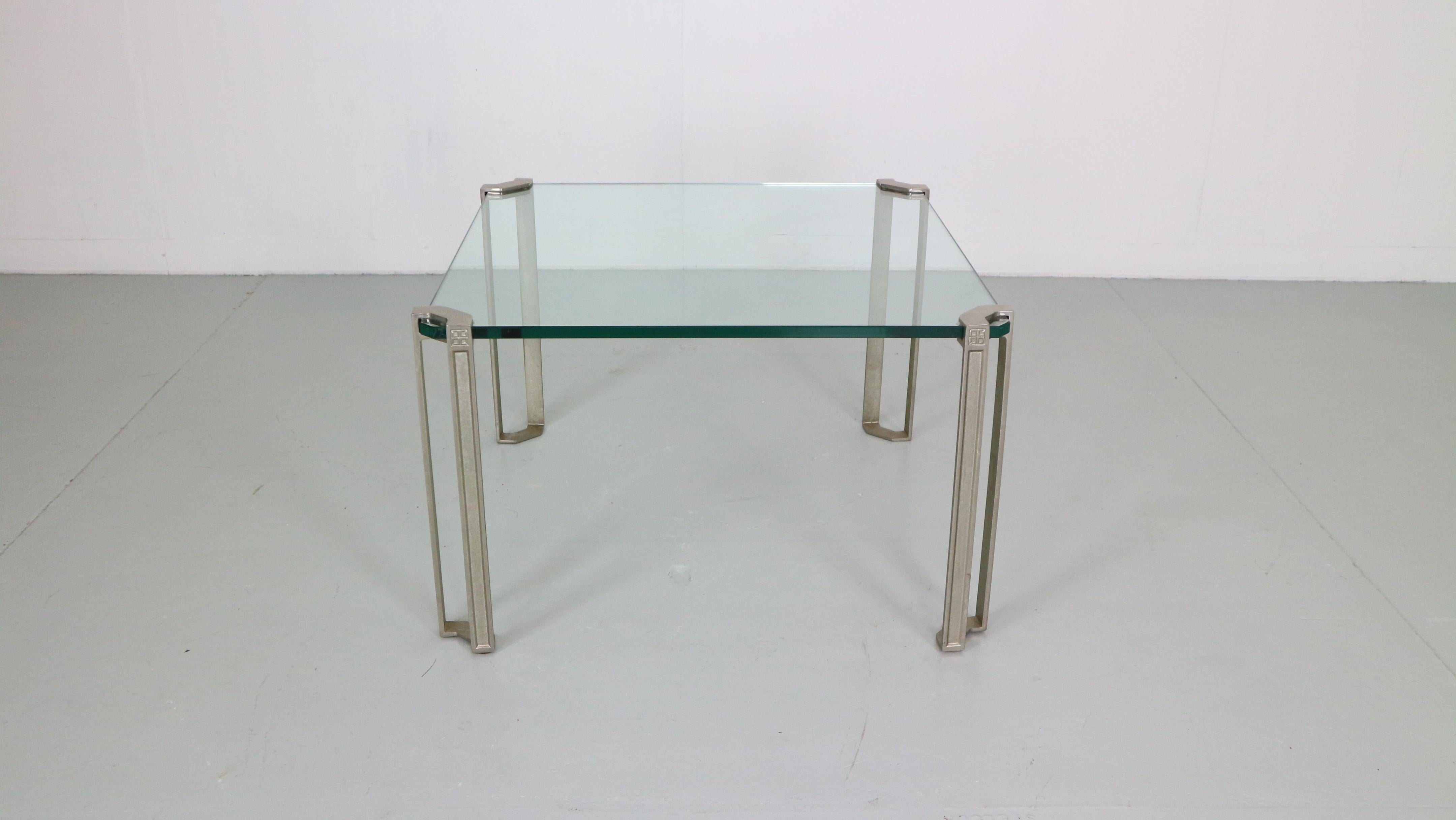 Peter Ghyczy for Ghyzcy Square Glass Coffee Table, 1970's Hollywood Regency In Good Condition For Sale In The Hague, NL