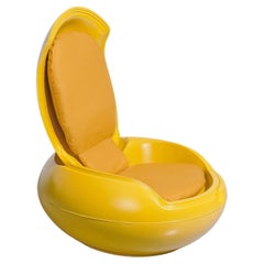Peter Ghyczy 'Garden Egg' Chair For Reuters