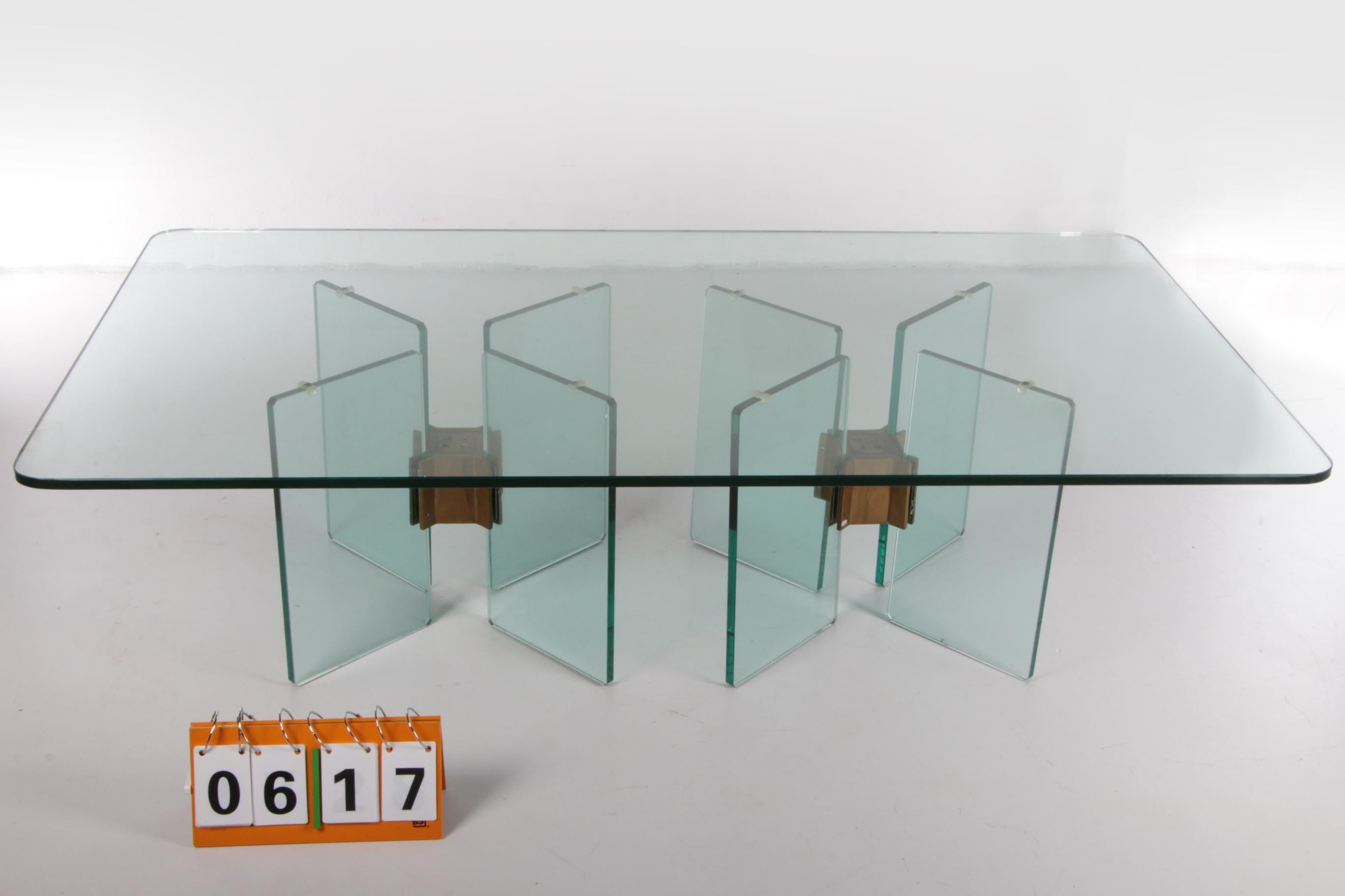 Peter Ghyczy Glass coffee table model T15 For Sale 7