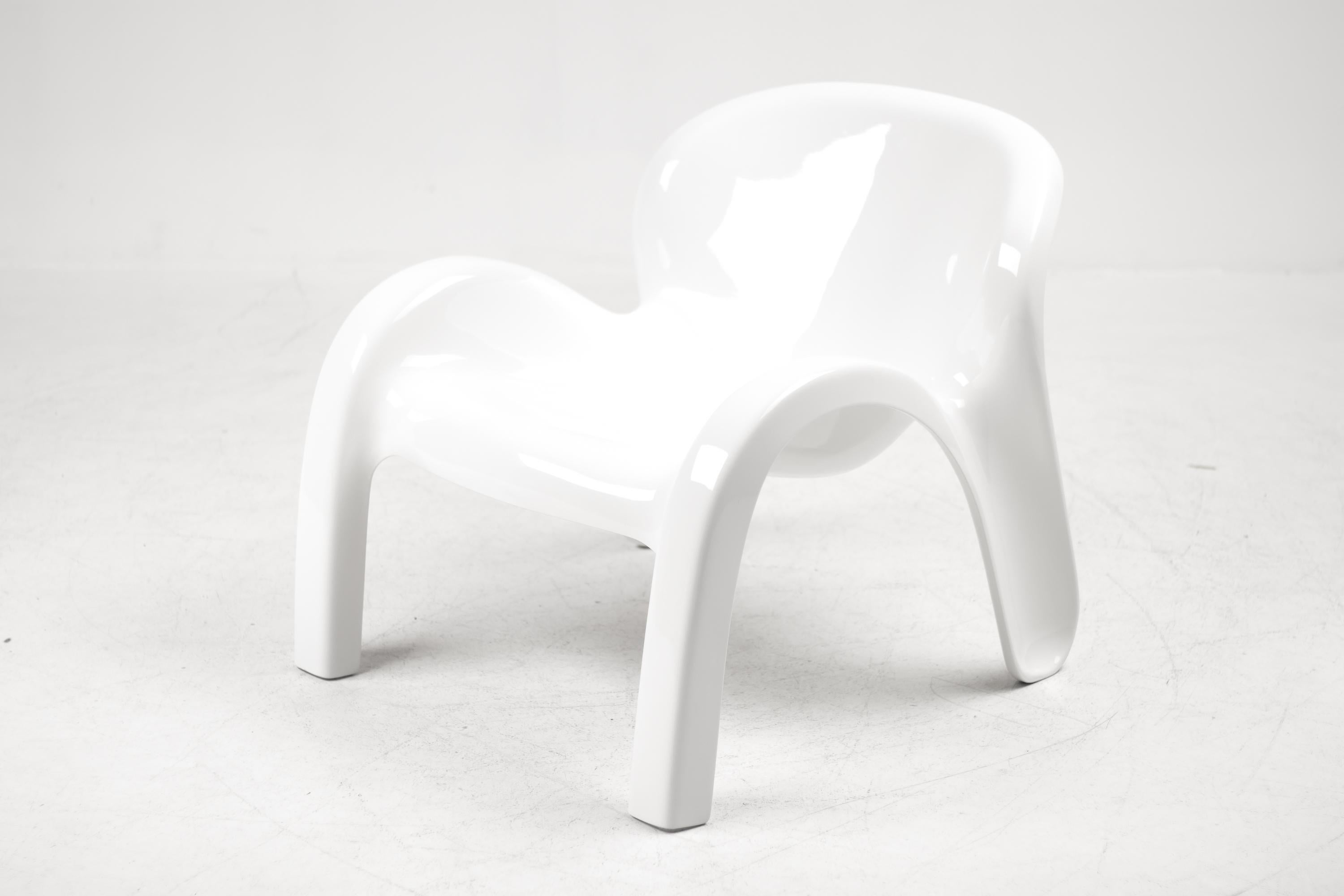 Peter Ghyczy GN2 Lounge Chair 2