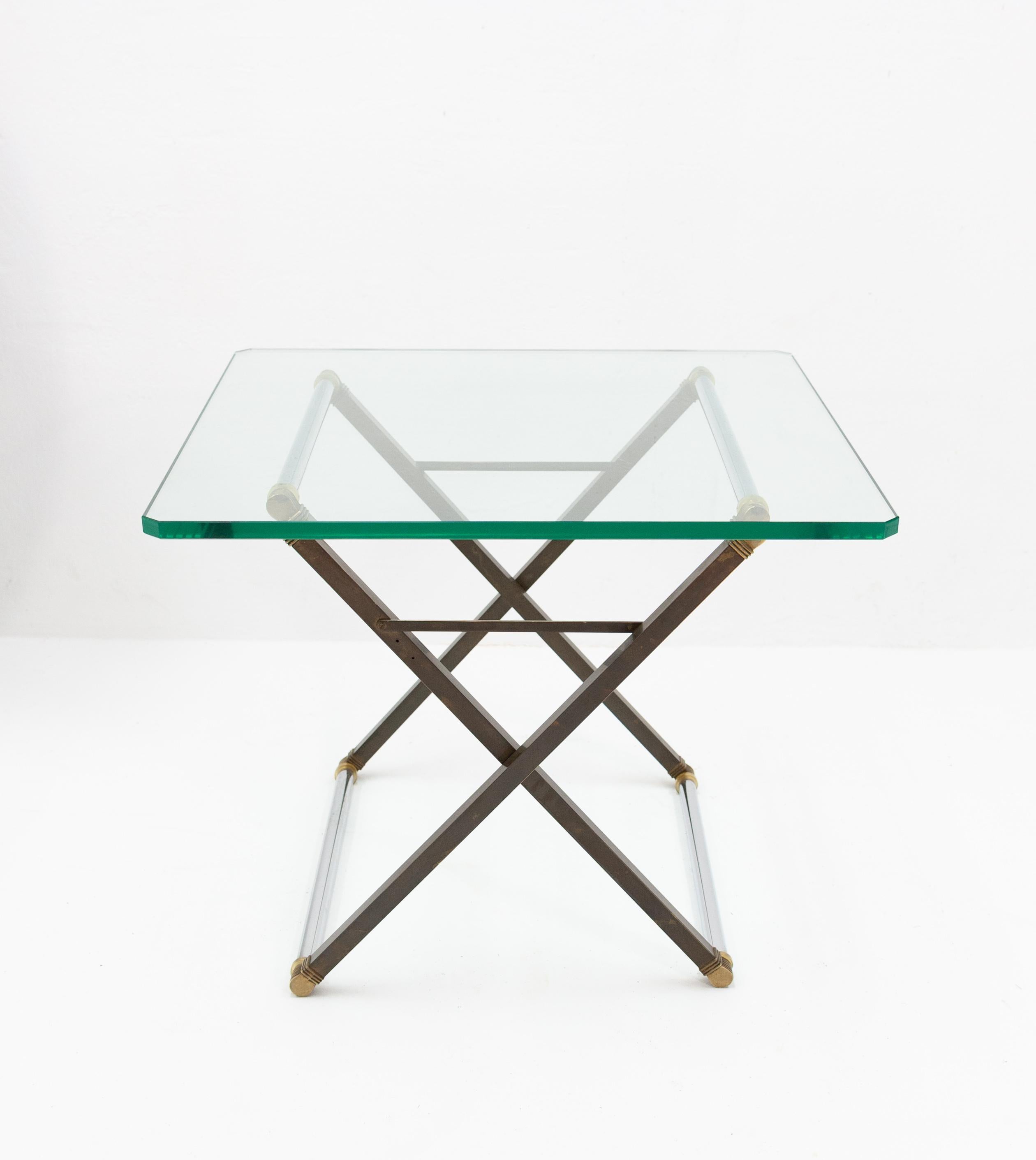 Moderne Table d'appoint Peter Ghyczy en vente