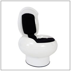 Peter Ghyczy spririt white lacquered "Egg" Lounge Chair
