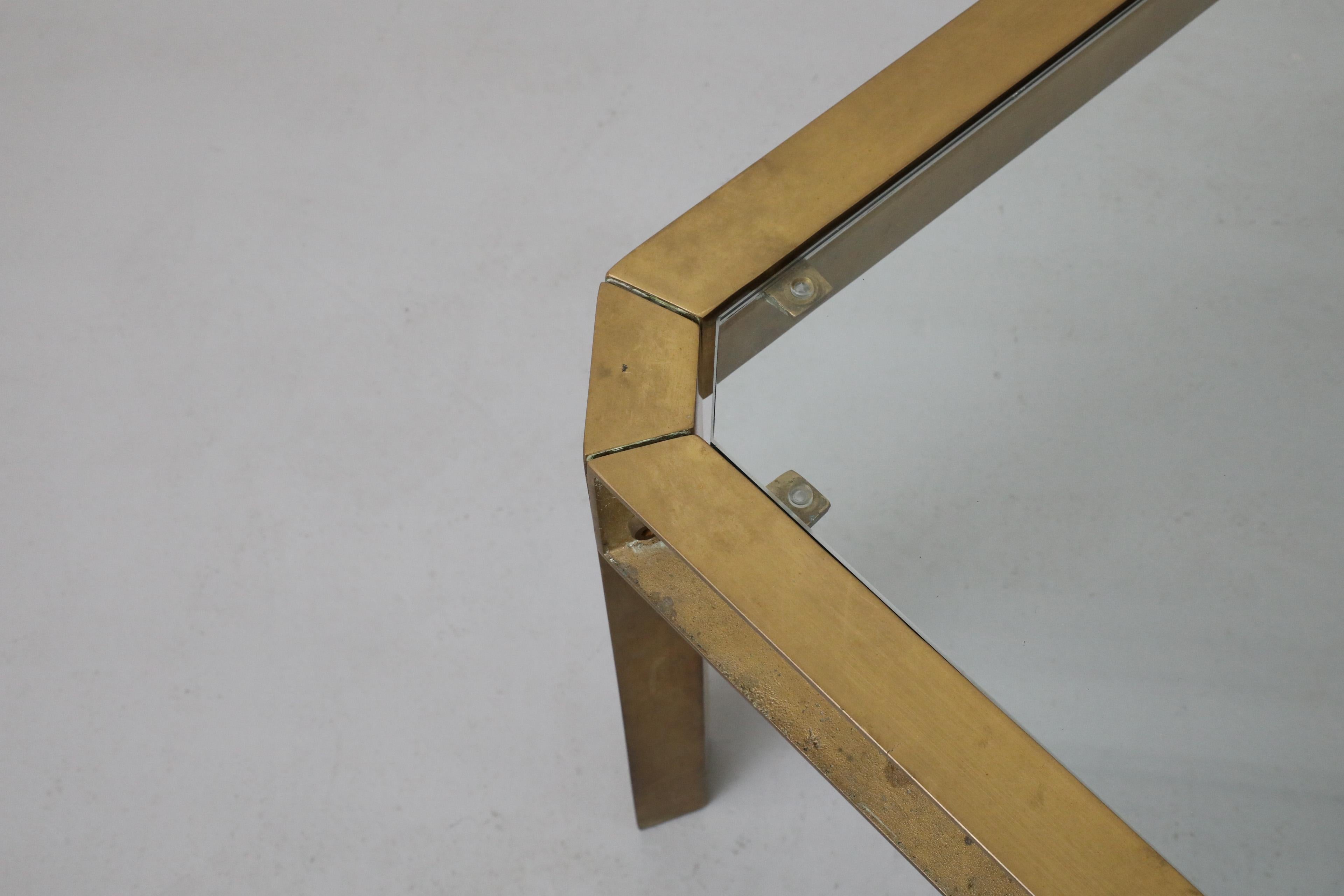 Peter Ghyczy T09 Couchtisch aus Messing und Glas im Industriestil im Angebot 4
