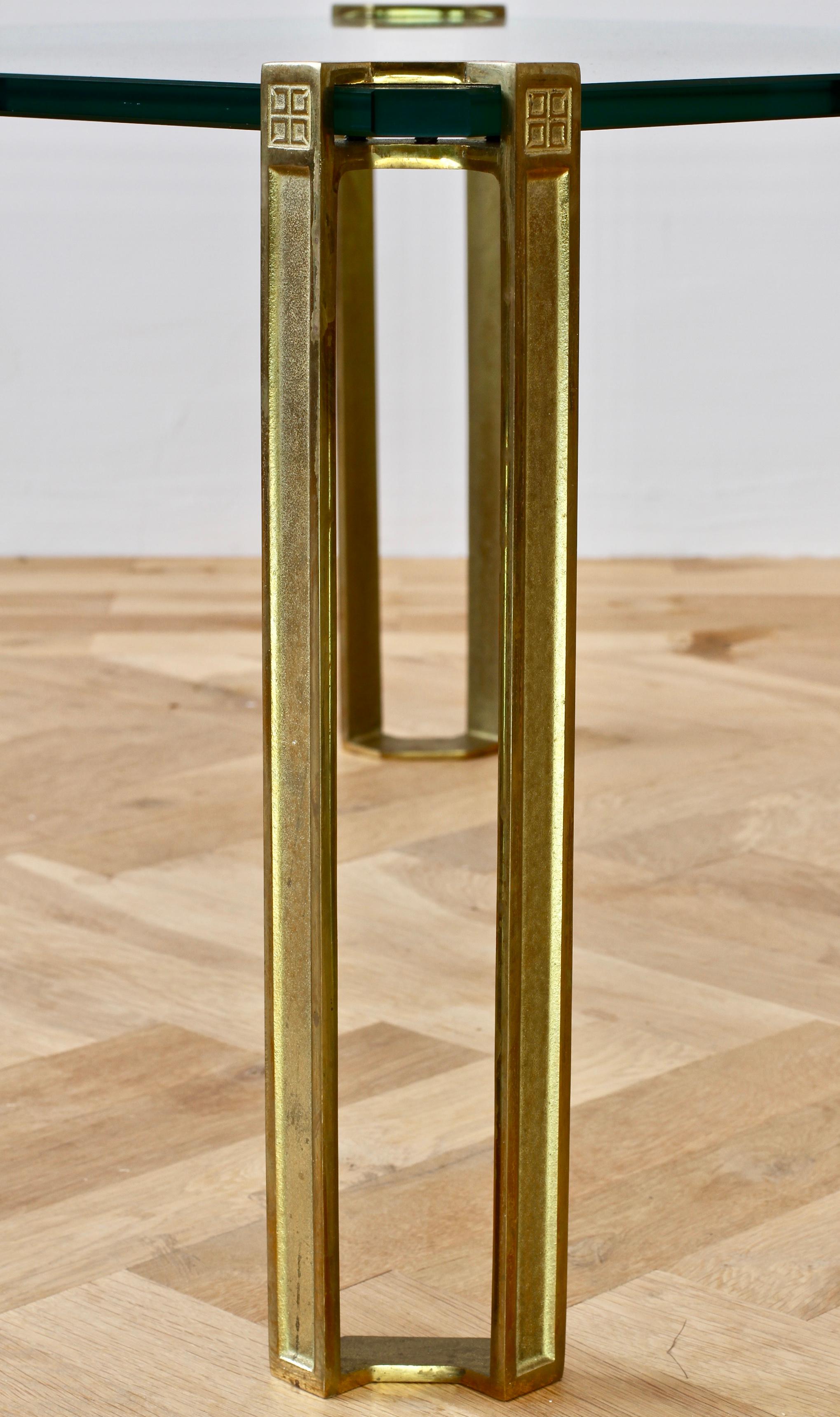 Peter Ghyczy T24 Pioneer Paire de tables basses / d'appoint carrées en verre et bronze moulé en vente 4