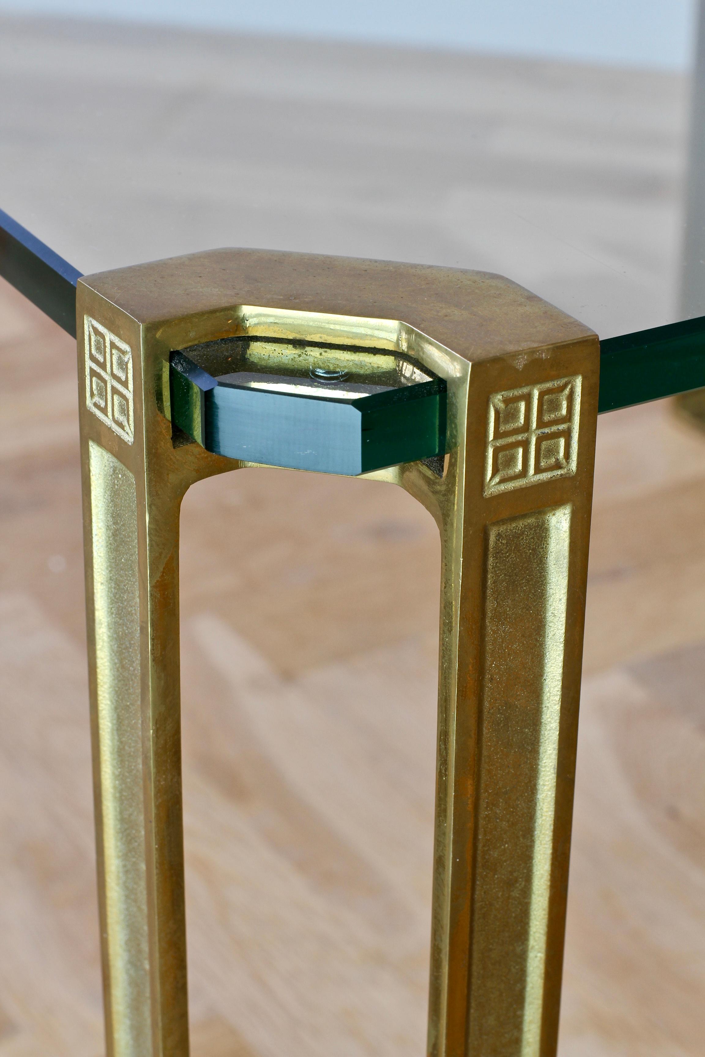 Peter Ghyczy T24 Pioneer Paire de tables basses / d'appoint carrées en verre et bronze moulé en vente 6