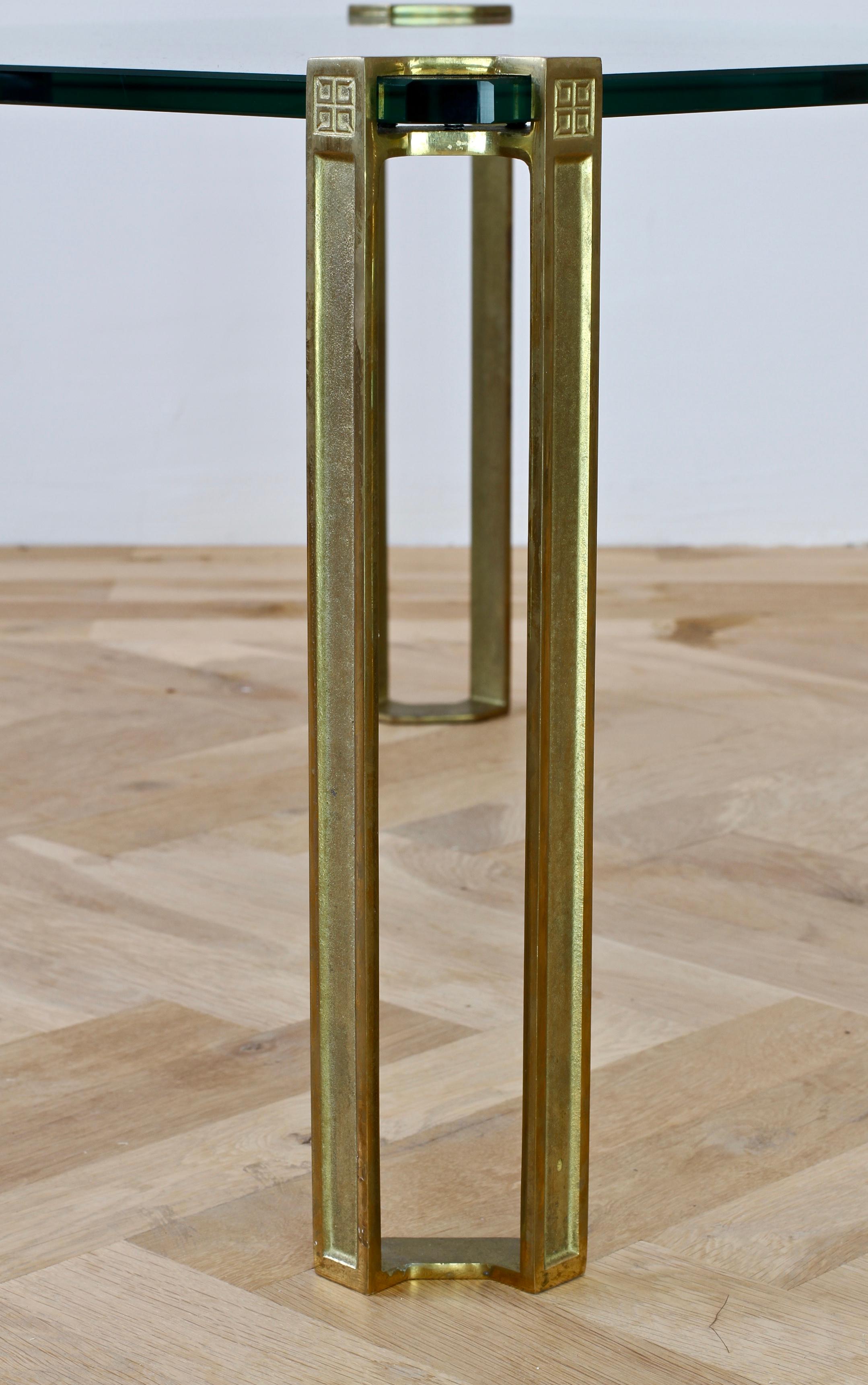 Peter Ghyczy T24 Pioneer Paire de tables basses / d'appoint carrées en verre et bronze moulé en vente 9