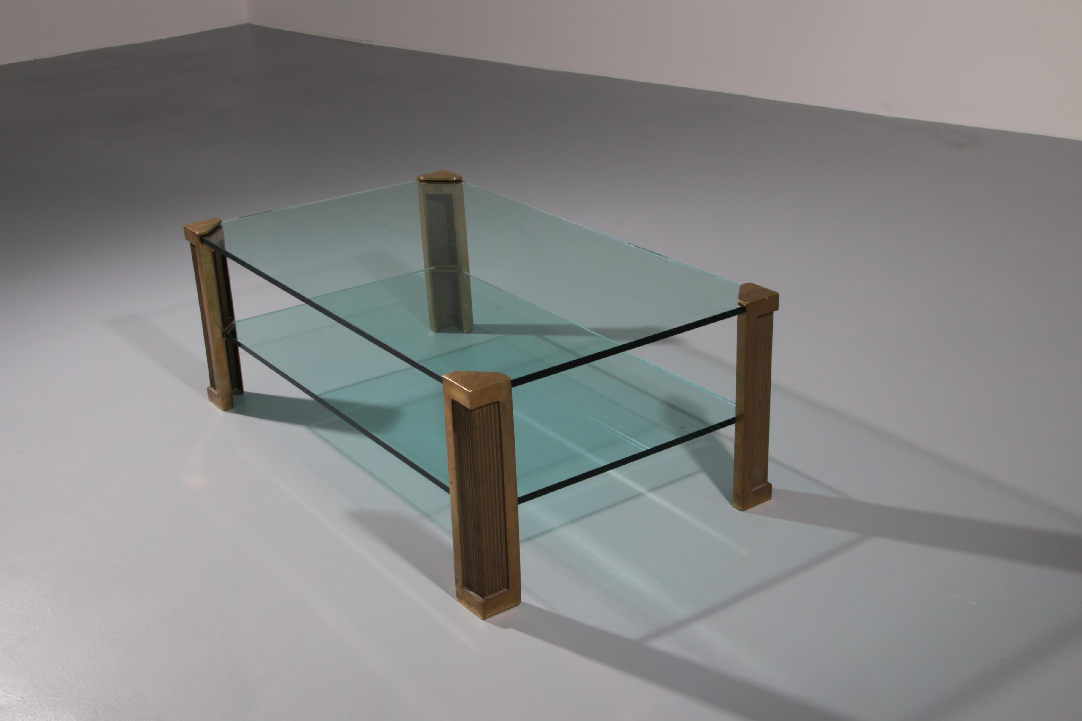 Table de salon en laiton modèle T14D 1970 Design néerlandais Peter Ghyzcy en vente 5