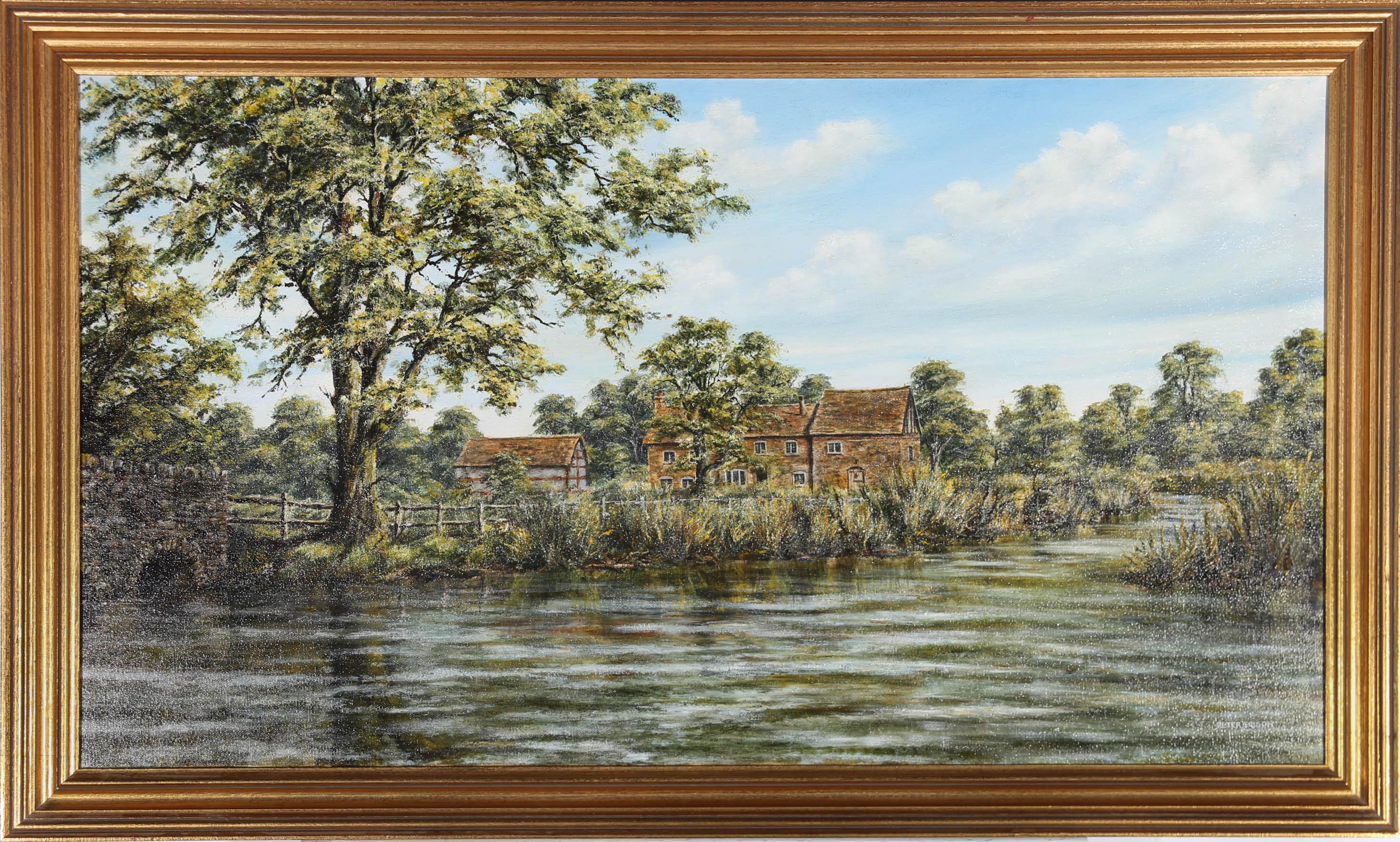 Un affascinante paesaggio a olio del XX secolo, che mostra pittoreschi cottage sulla riva di un fiume idilliaco. L'artista ha apposto la sua firma nell'angolo inferiore destro e il dipinto è stato presentato in una cornice dorata del XX secolo. Su