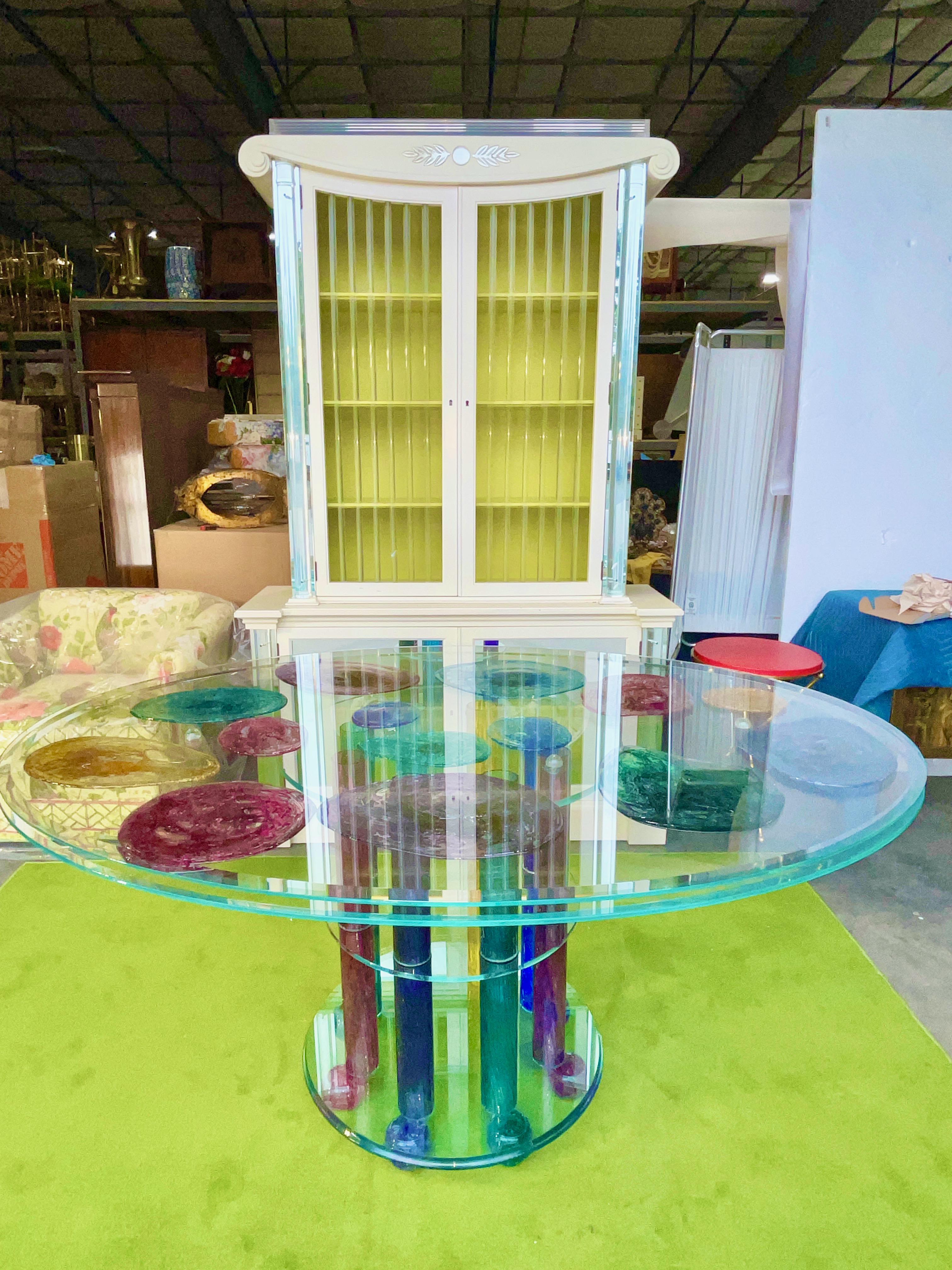 Peter Greenwood Ovaler Esstisch aus Kunstglas im Angebot 7
