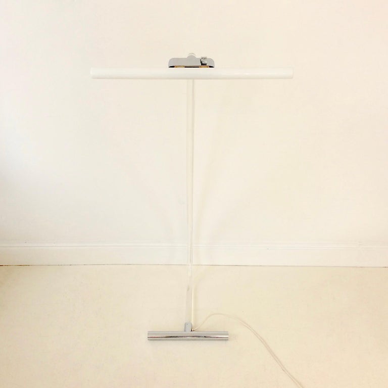 Peter Hamburger Crylicord Floor Lamp for Knoll, circa 1970 For Sale 5
