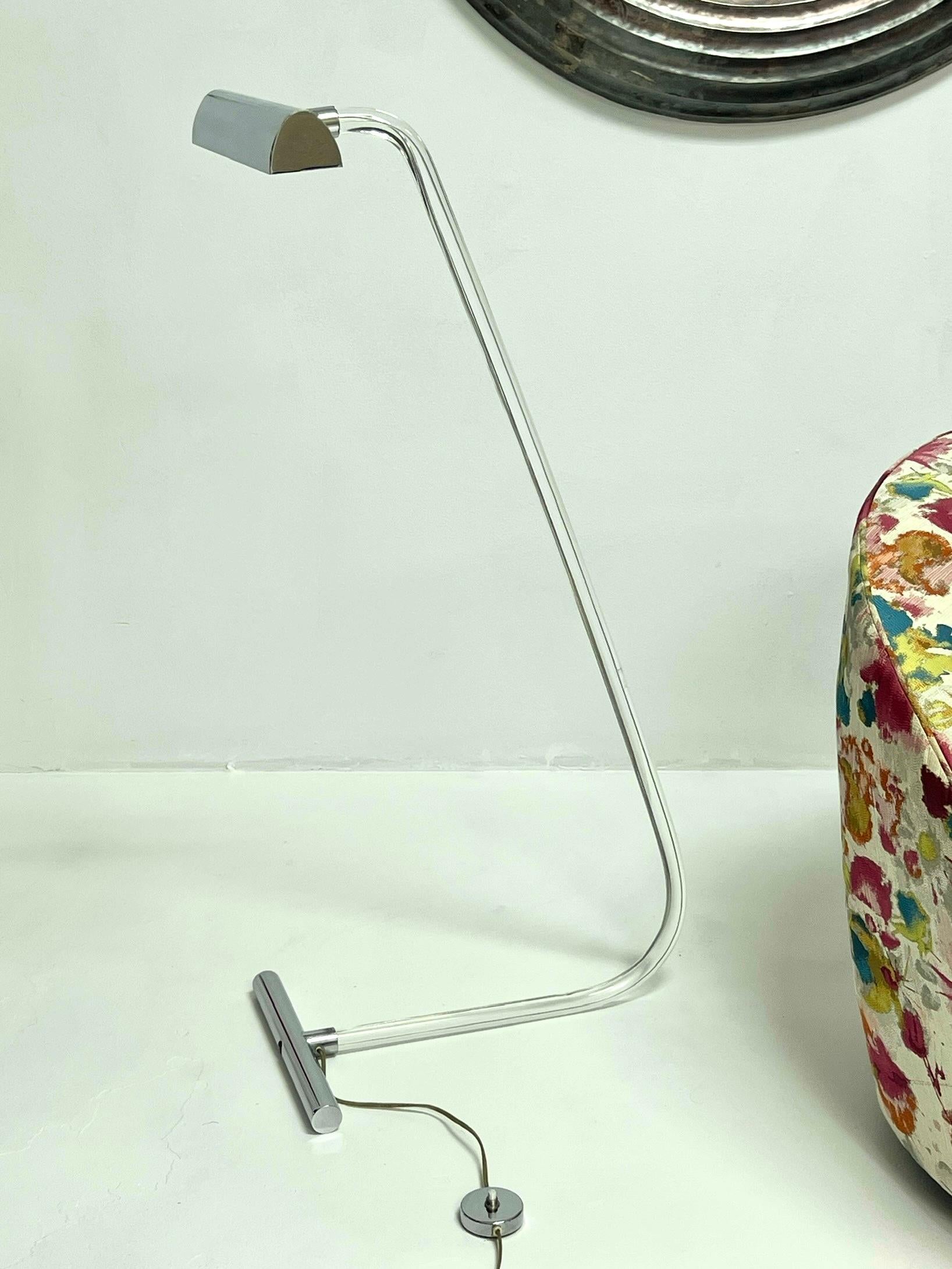 Peter Hamburger Crylicord Lucite Floor Reading Lamp Knoll In Good Condition For Sale In Miami, FL