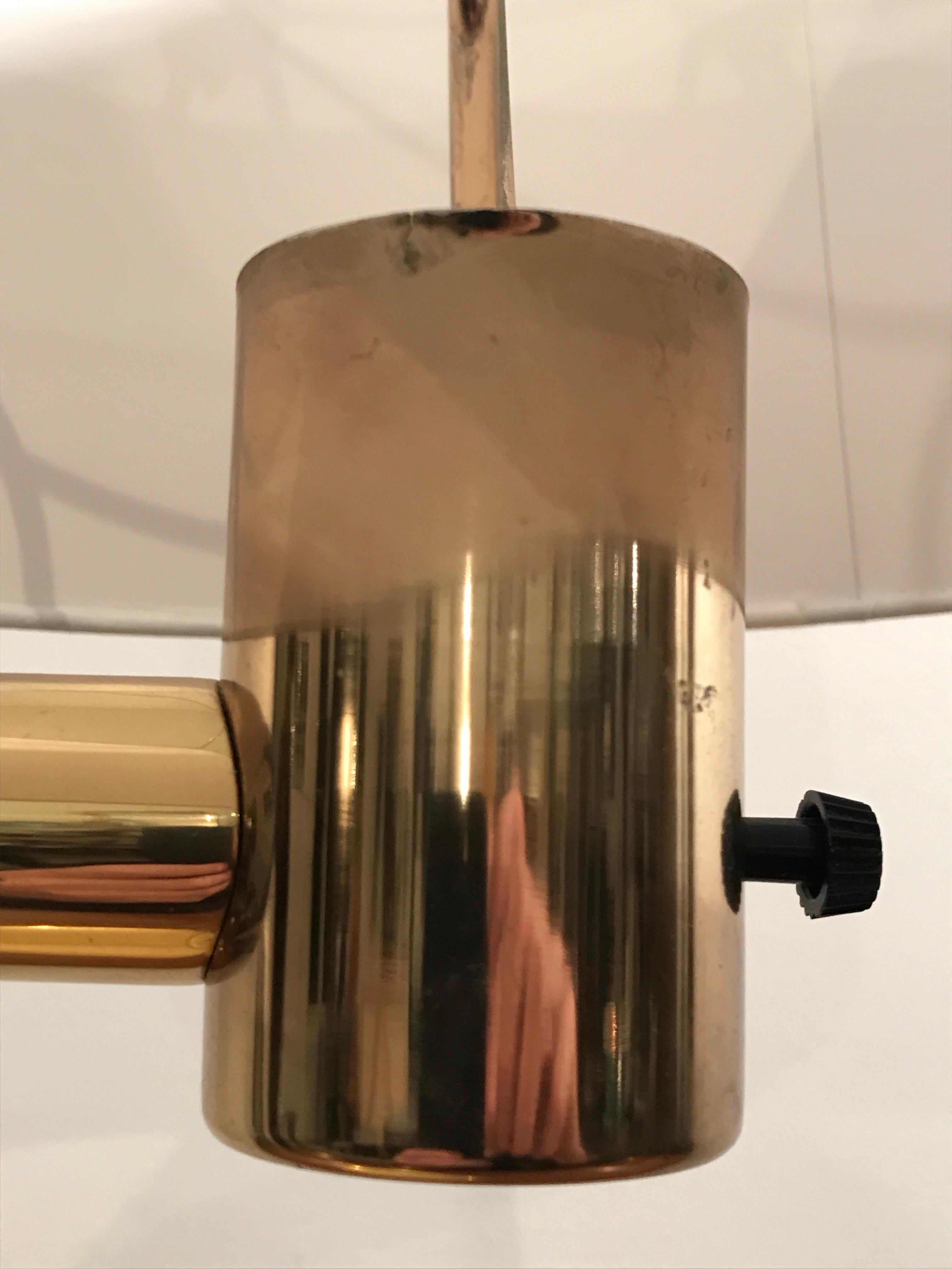 Mid-Century Modern Peter Hamburger for Knoll Acrylic and Polished Brass Table Lamp For Sale